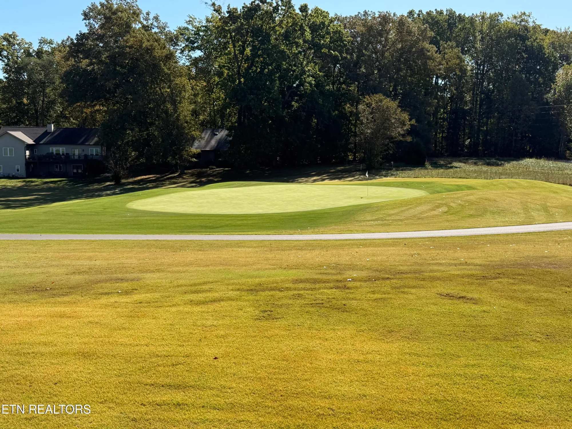 Property Slideshow image 11 of 27 | 103 oohleeno way, Loudon, TN, 37774