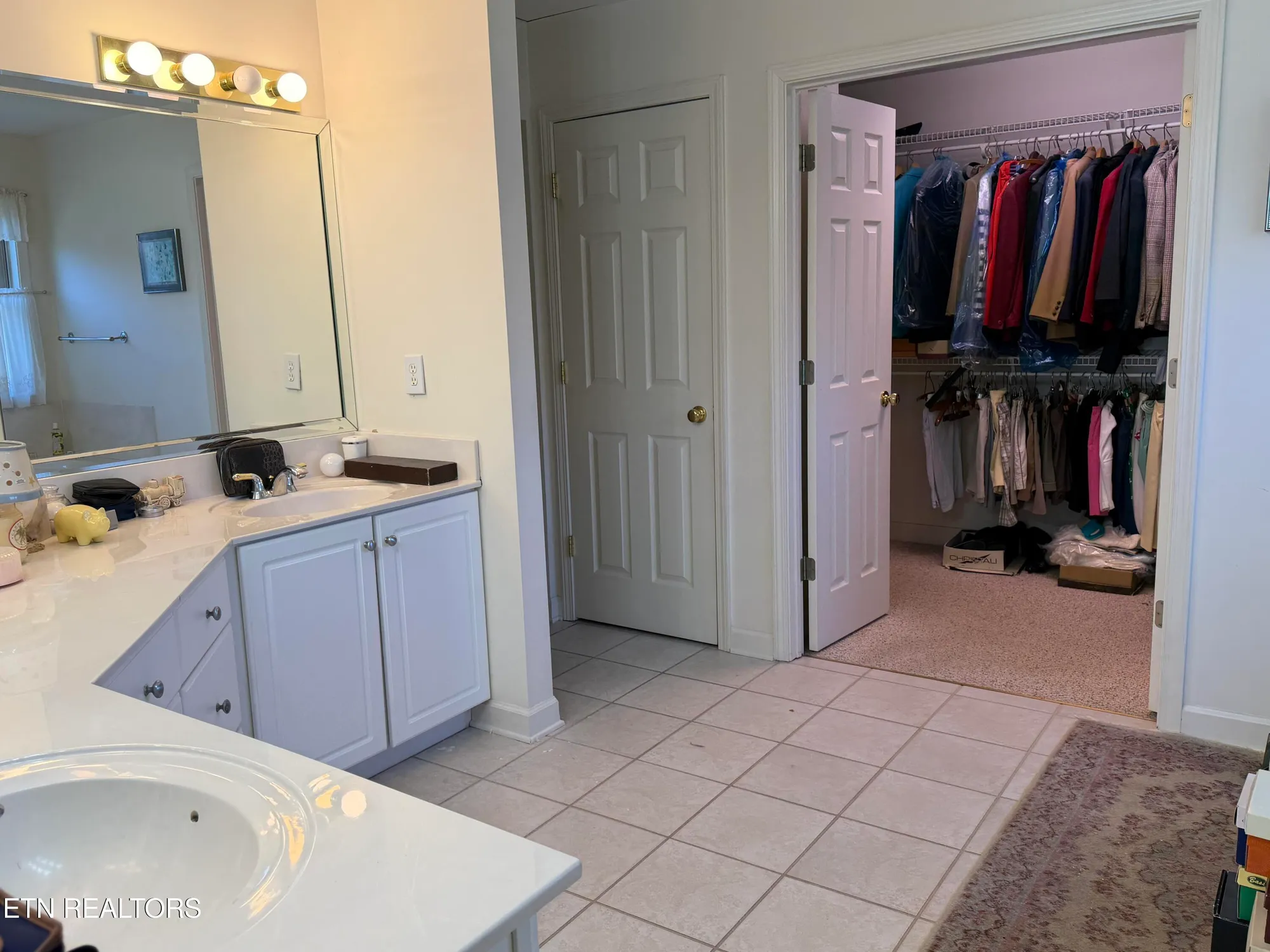Property Slideshow image 19 of 27 | 103 oohleeno way, Loudon, TN, 37774