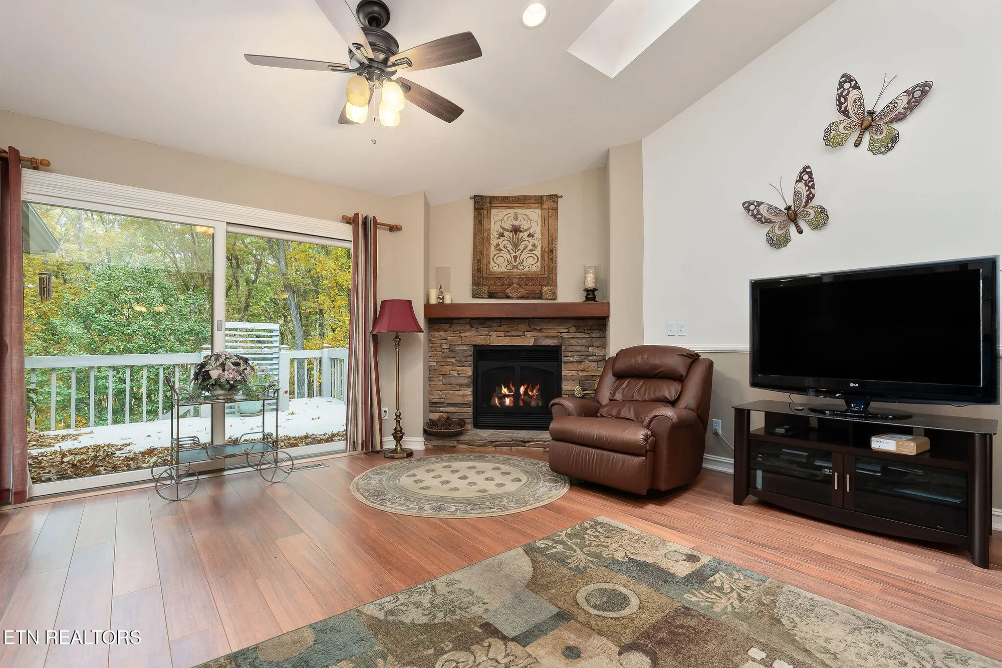 Property Slideshow image 12 of 60 | 122 pineridge loop, Crossville, TN, 38558
