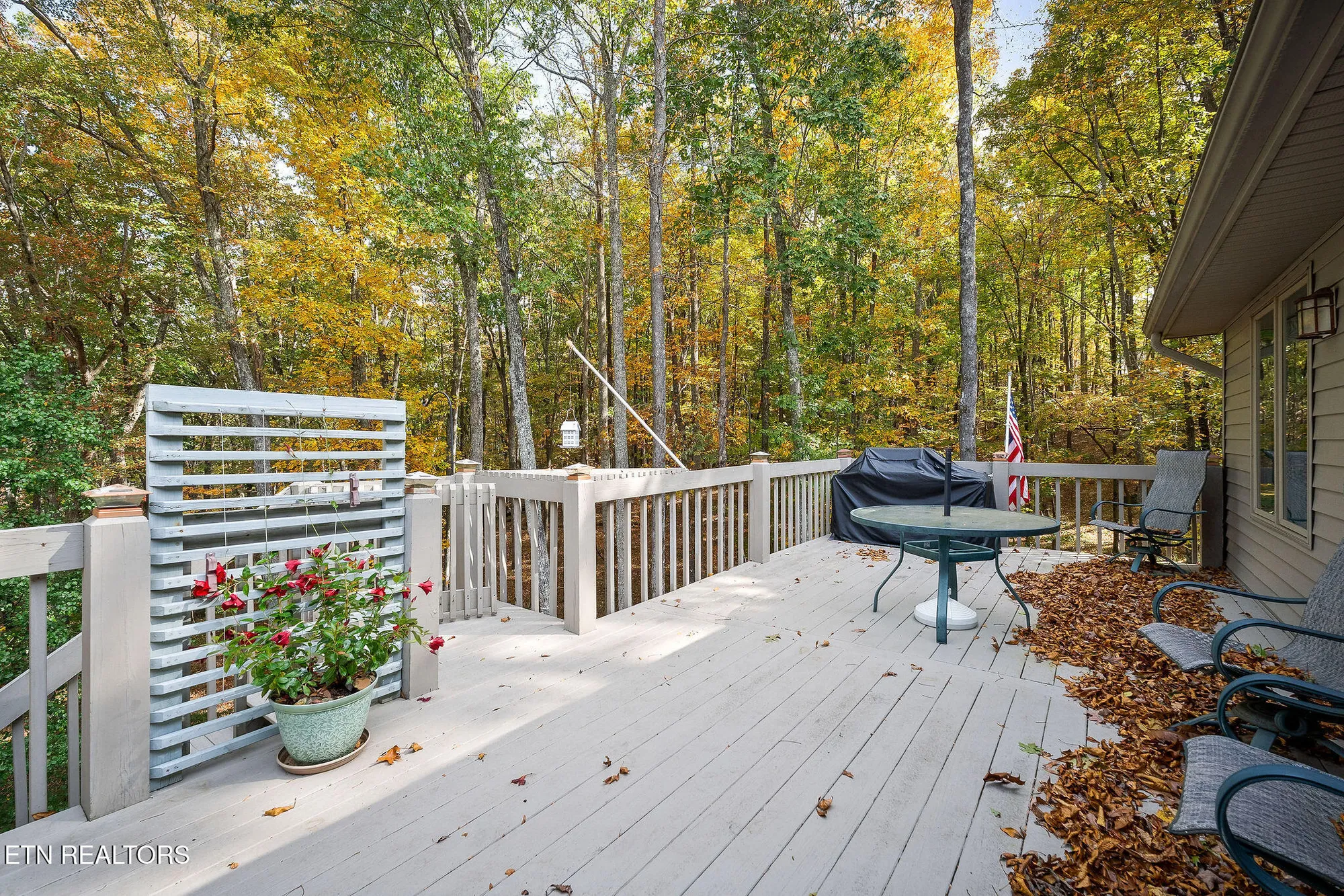 Property Slideshow image 25 of 60 | 122 pineridge loop, Crossville, TN, 38558