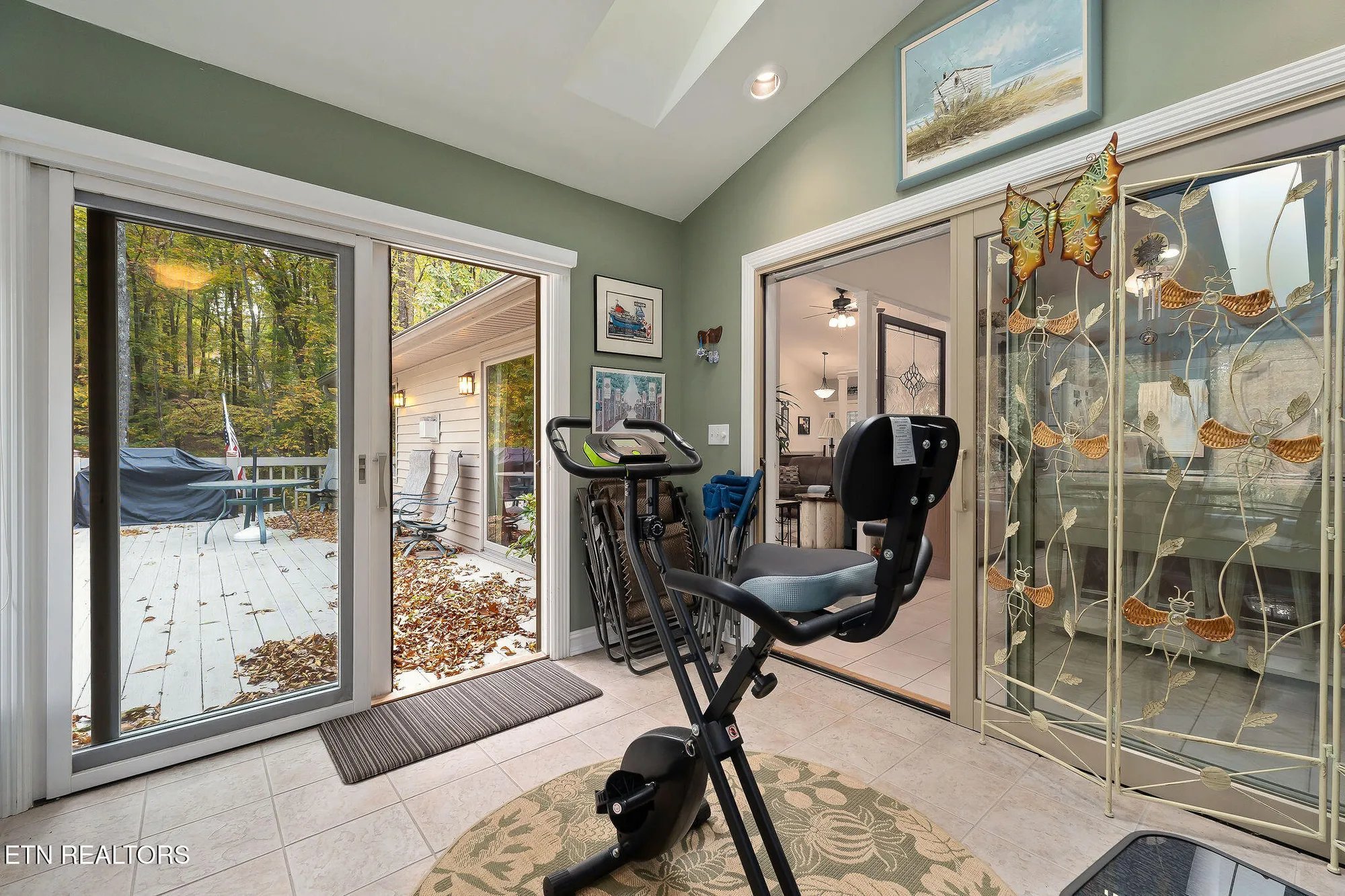 Property Slideshow image 24 of 60 | 122 pineridge loop, Crossville, TN, 38558