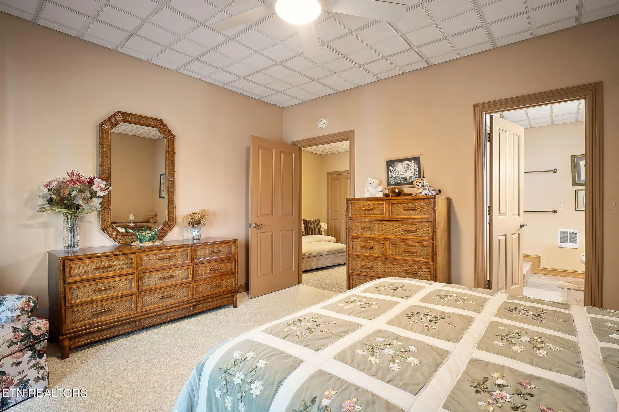 Property Slideshow image 42 of 60 | 122 pineridge loop, Crossville, TN, 38558