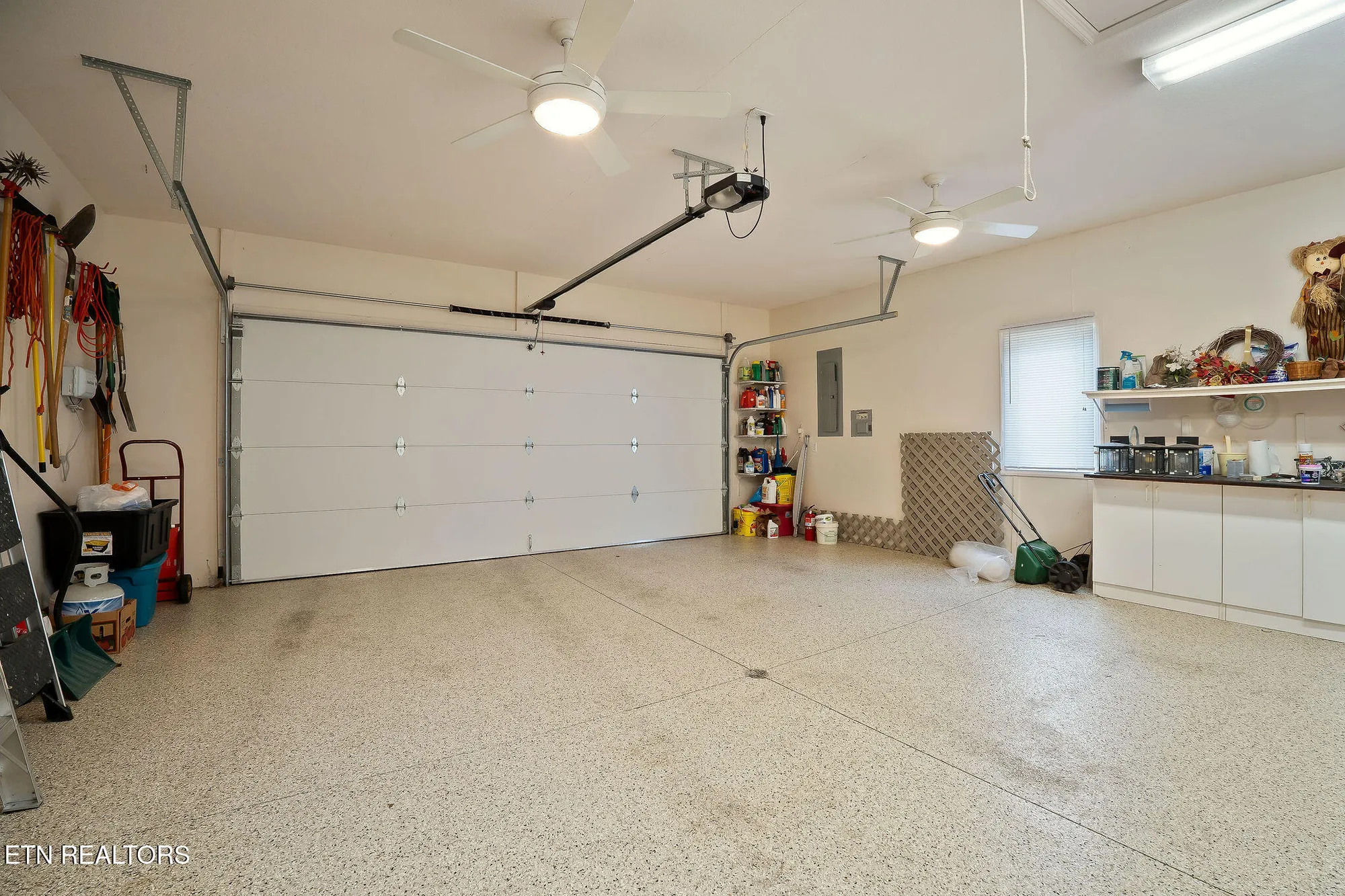 Property Slideshow image 48 of 60 | 122 pineridge loop, Crossville, TN, 38558