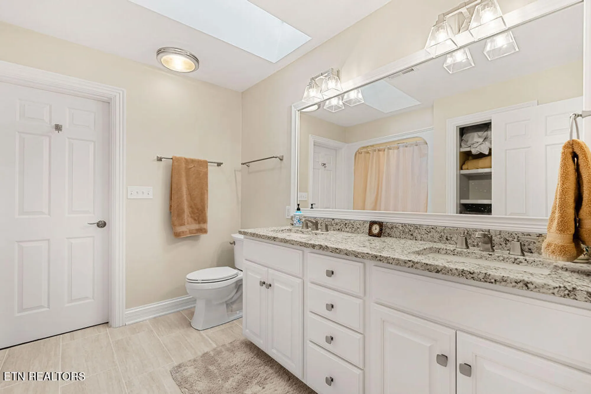 Property Slideshow image 36 of 60 | 354 okema way, Loudon, TN, 37774