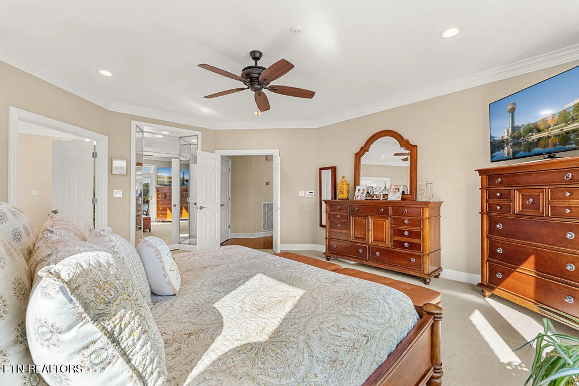 Property Slideshow image 18 of 60 | 354 okema way, Loudon, TN, 37774