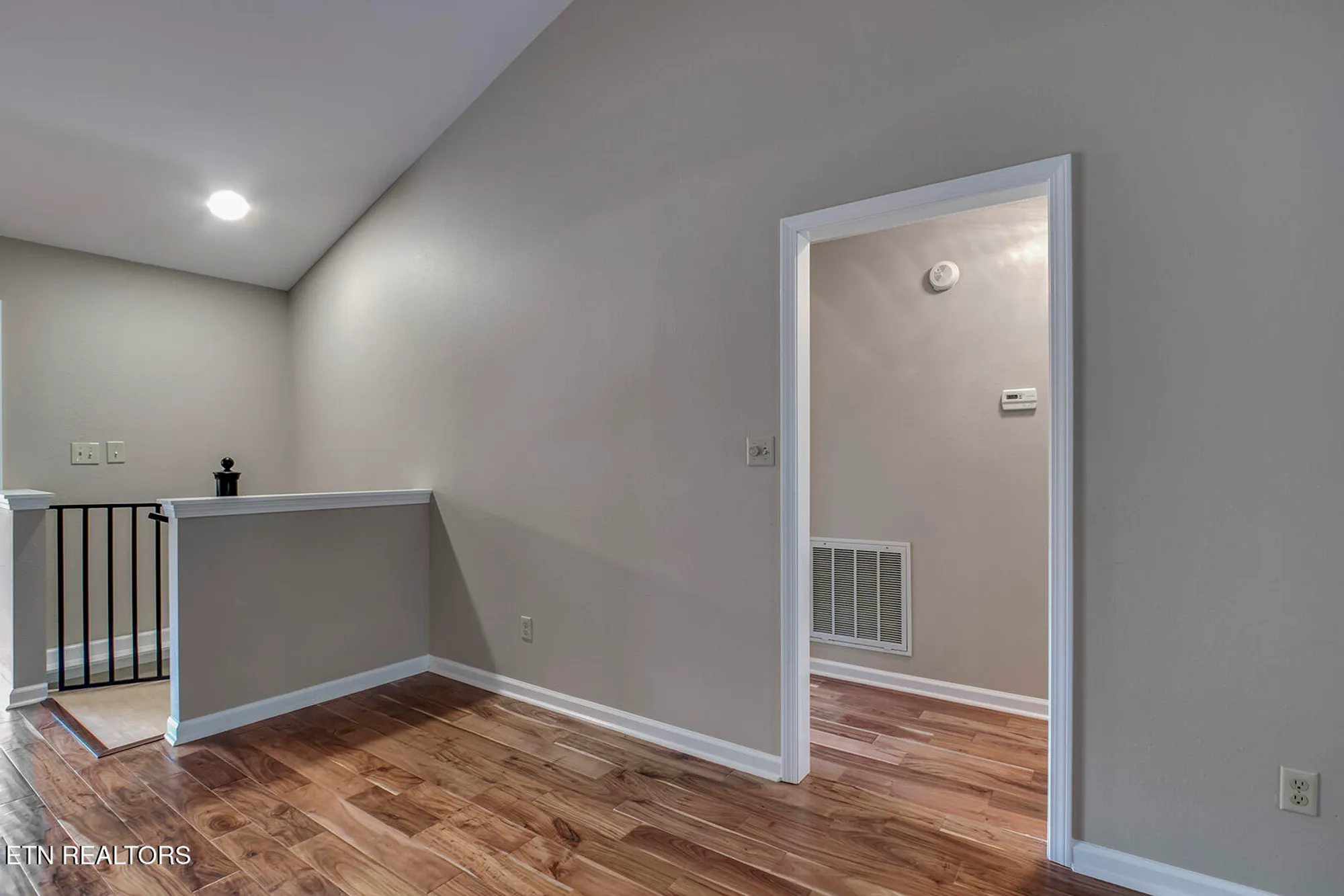 Property Slideshow image 28 of 62 | 118 toqua club way, Loudon, TN, 37774