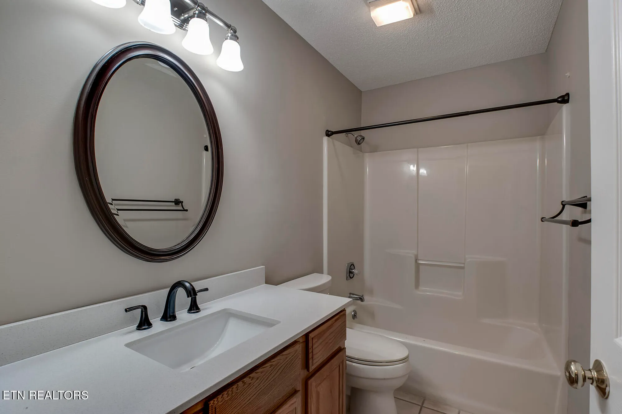 Property Slideshow image 31 of 62 | 118 toqua club way, Loudon, TN, 37774