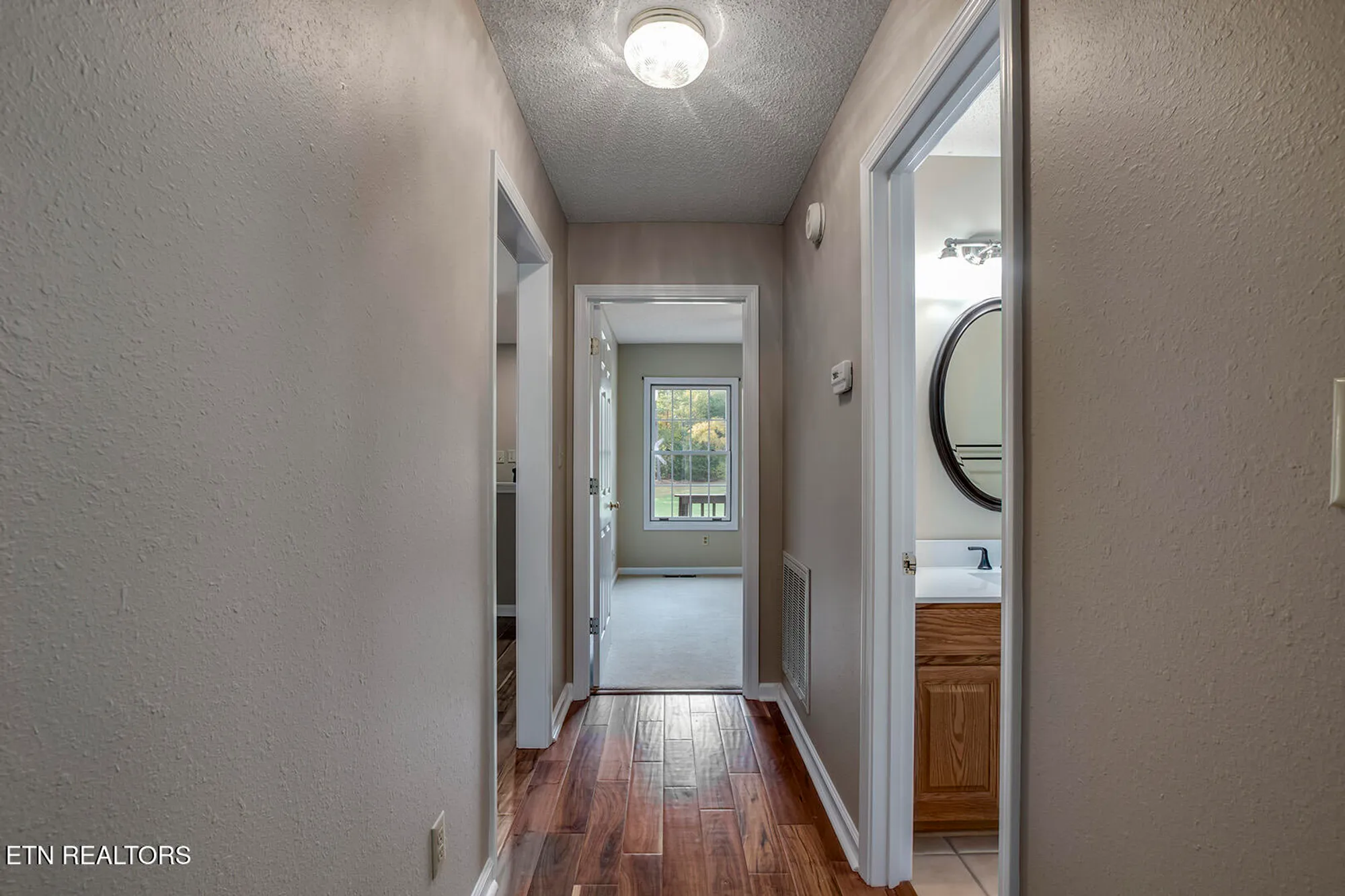 Property Slideshow image 33 of 62 | 118 toqua club way, Loudon, TN, 37774