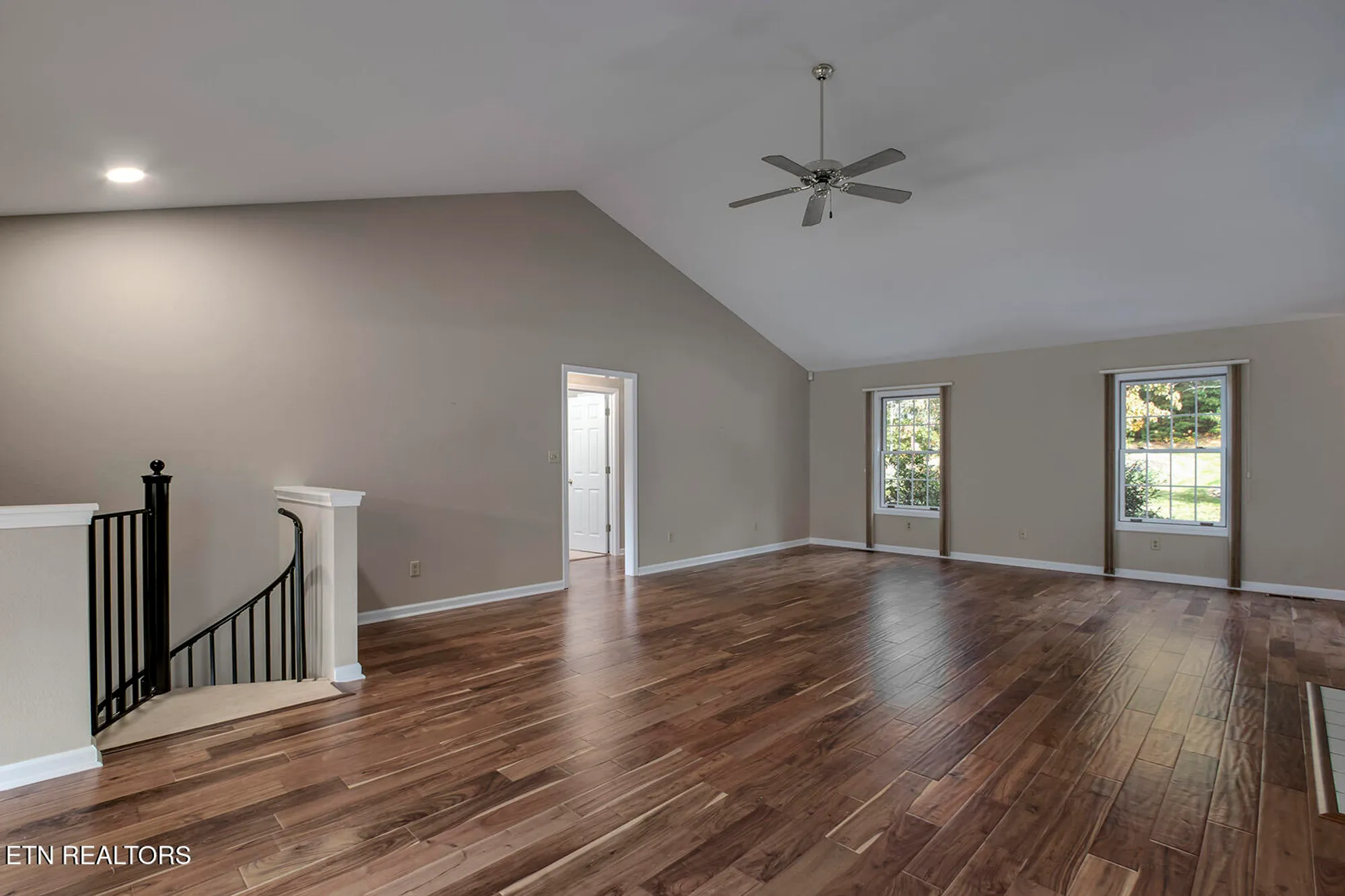 Property Slideshow image 5 of 62 | 118 toqua club way, Loudon, TN, 37774