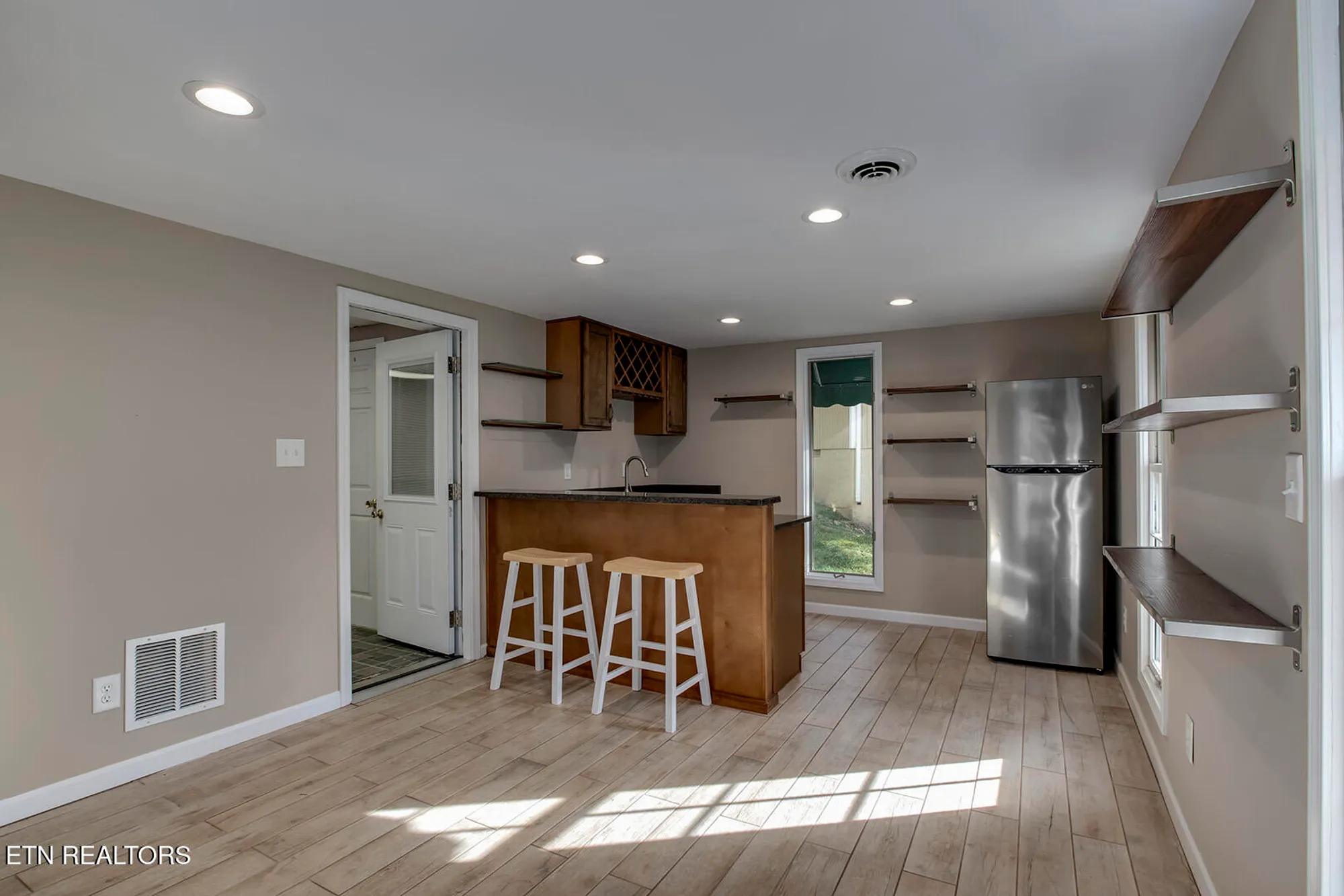 Property Slideshow image 43 of 62 | 118 toqua club way, Loudon, TN, 37774