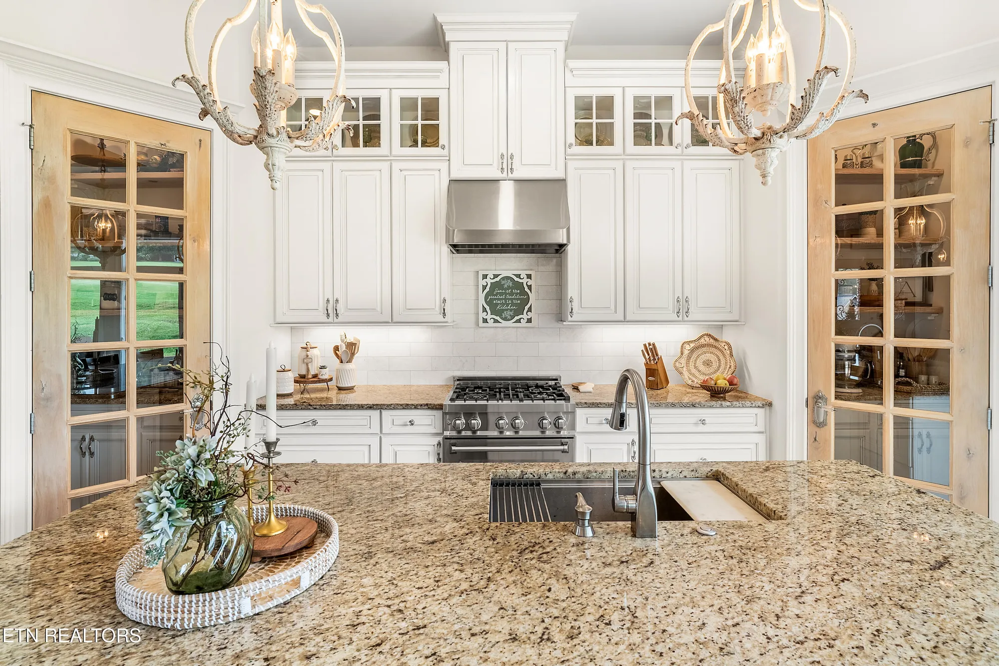 Property Slideshow image 17 of 60 | 340 pineberry dr, Vonore, TN, 37885
