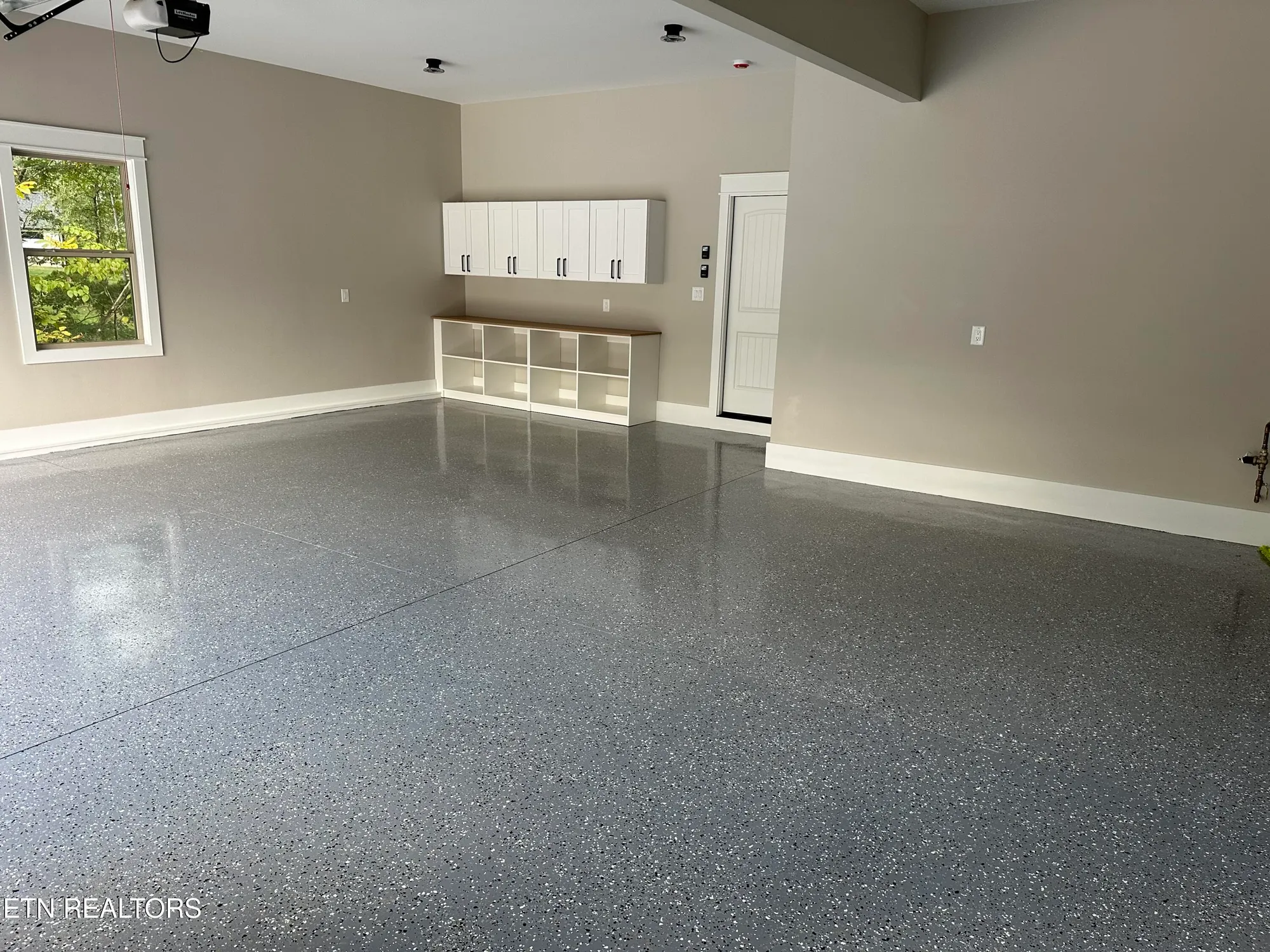 Property Slideshow image 41 of 45 | 104 noya ln, Loudon, TN, 37774