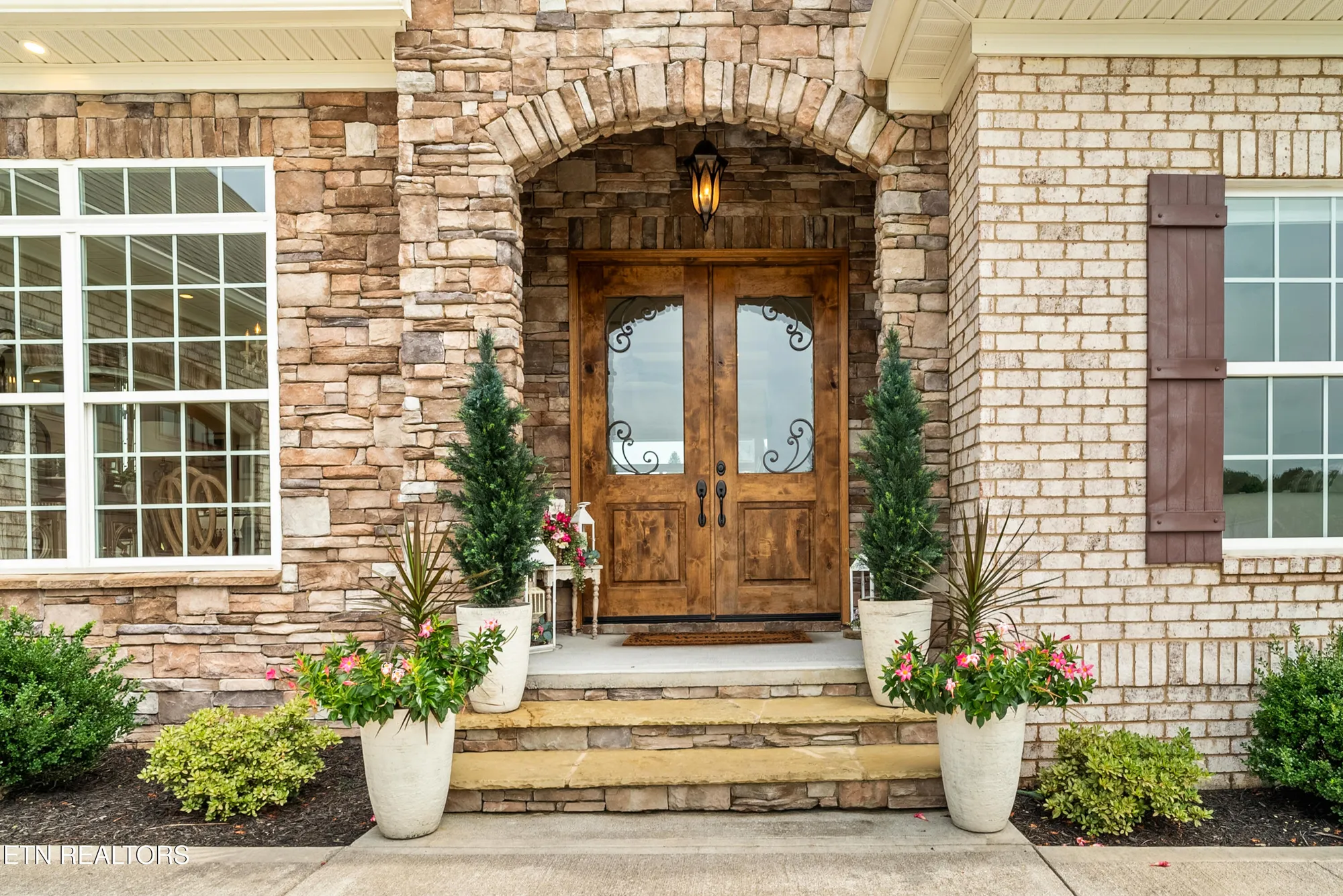 Property Slideshow image 7 of 60 | 340 pineberry dr, Vonore, TN, 37885