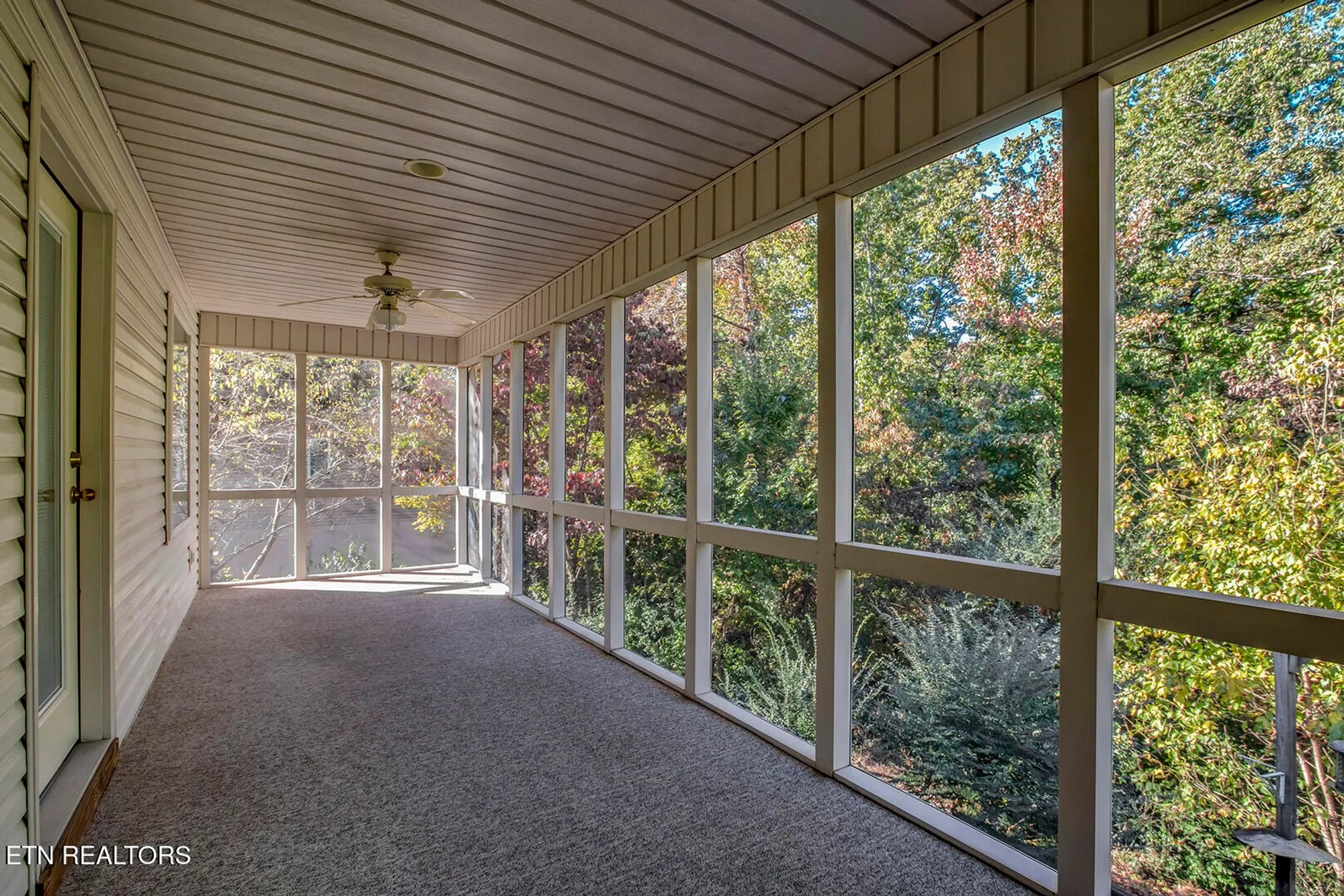 Property Slideshow image 13 of 55 | 107 skiatook way, Loudon, TN, 37774