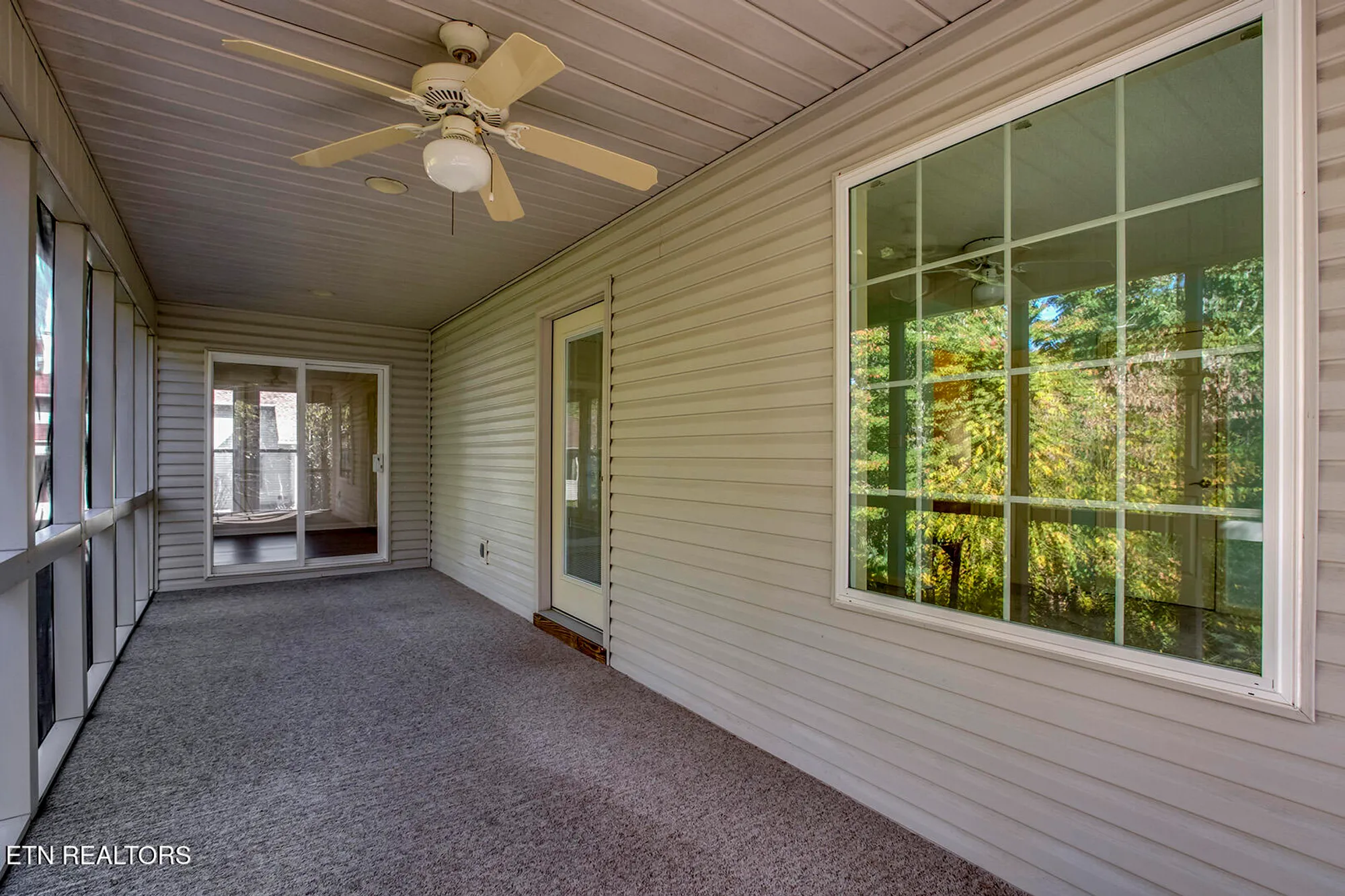 Property Slideshow image 14 of 55 | 107 skiatook way, Loudon, TN, 37774