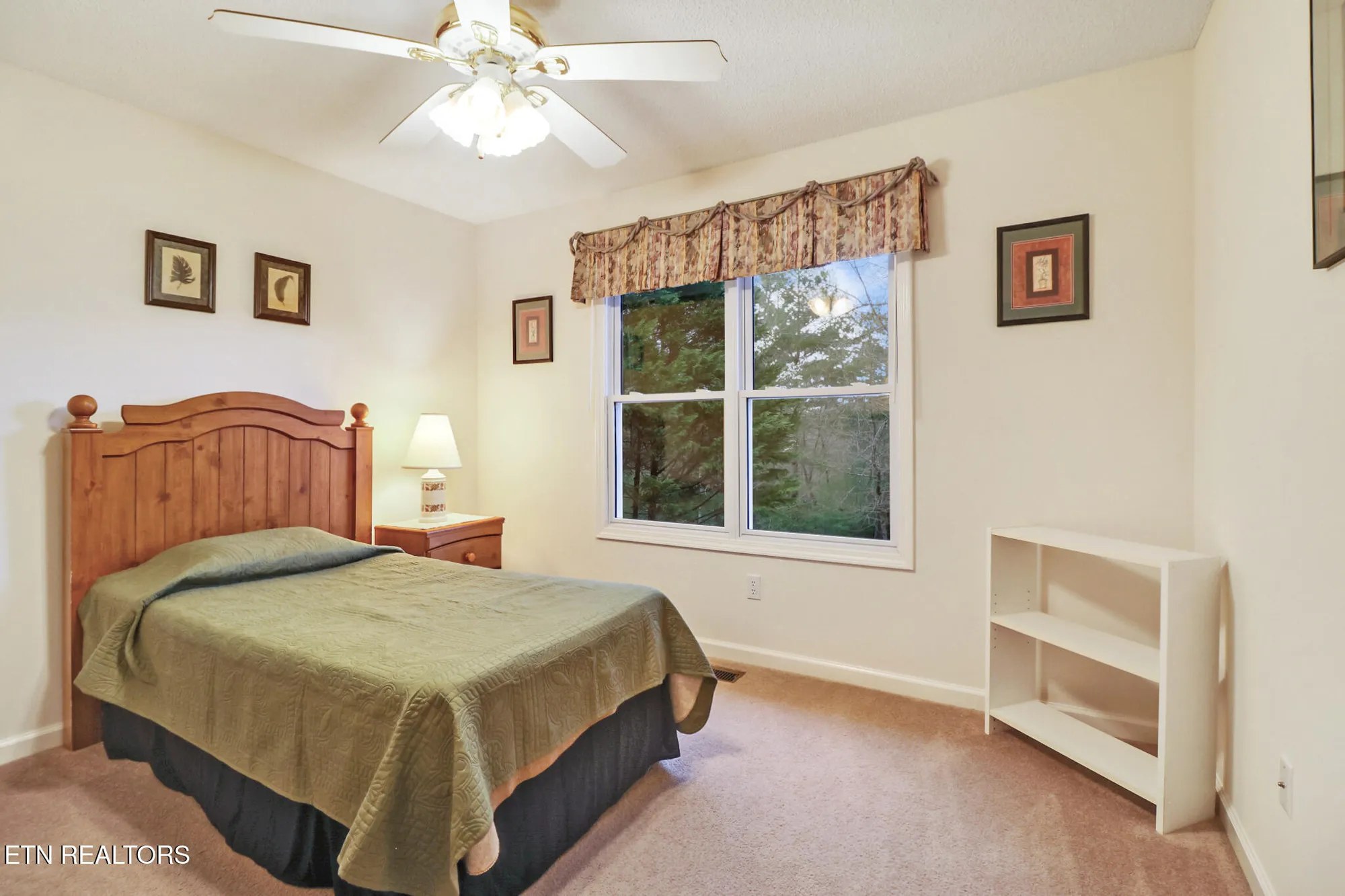 Property Slideshow image 21 of 52 | 106 tremont dr, Crossville, TN, 38558
