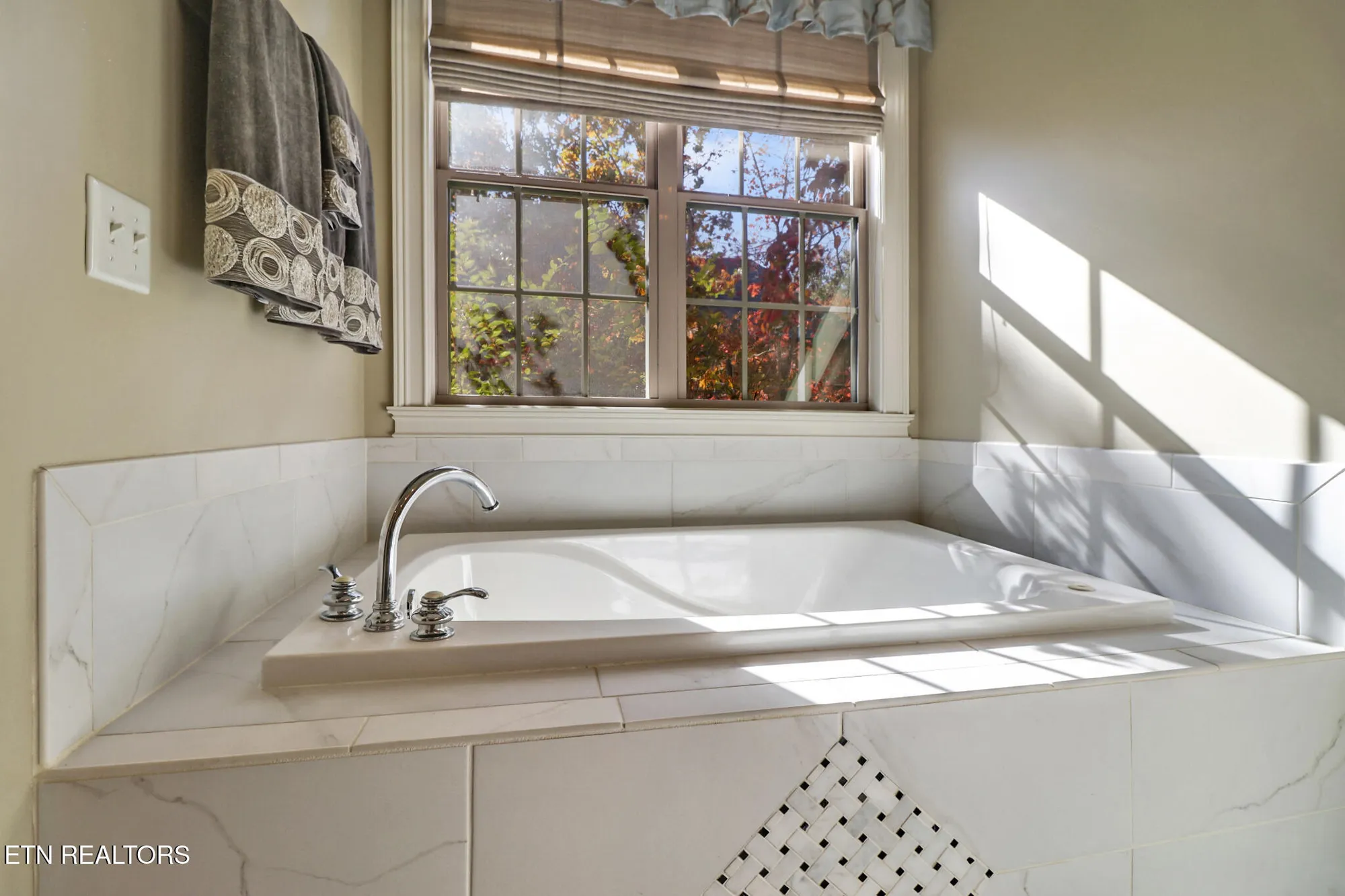 Property Slideshow image 24 of 52 | 275 forest hill dr, Crossville, TN, 38558