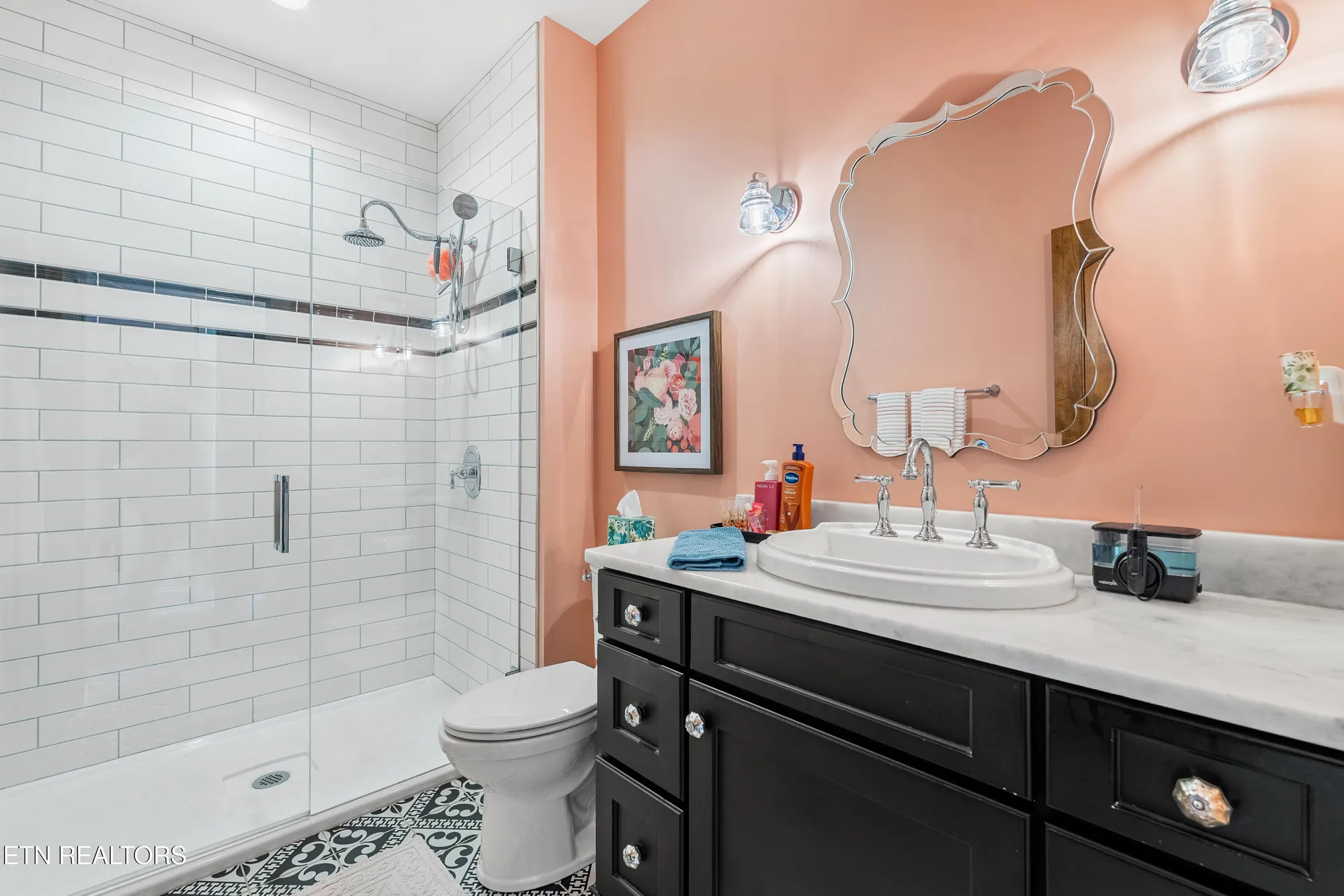 Property Slideshow image 32 of 55 | 114 inagehi way, Loudon, TN, 37774