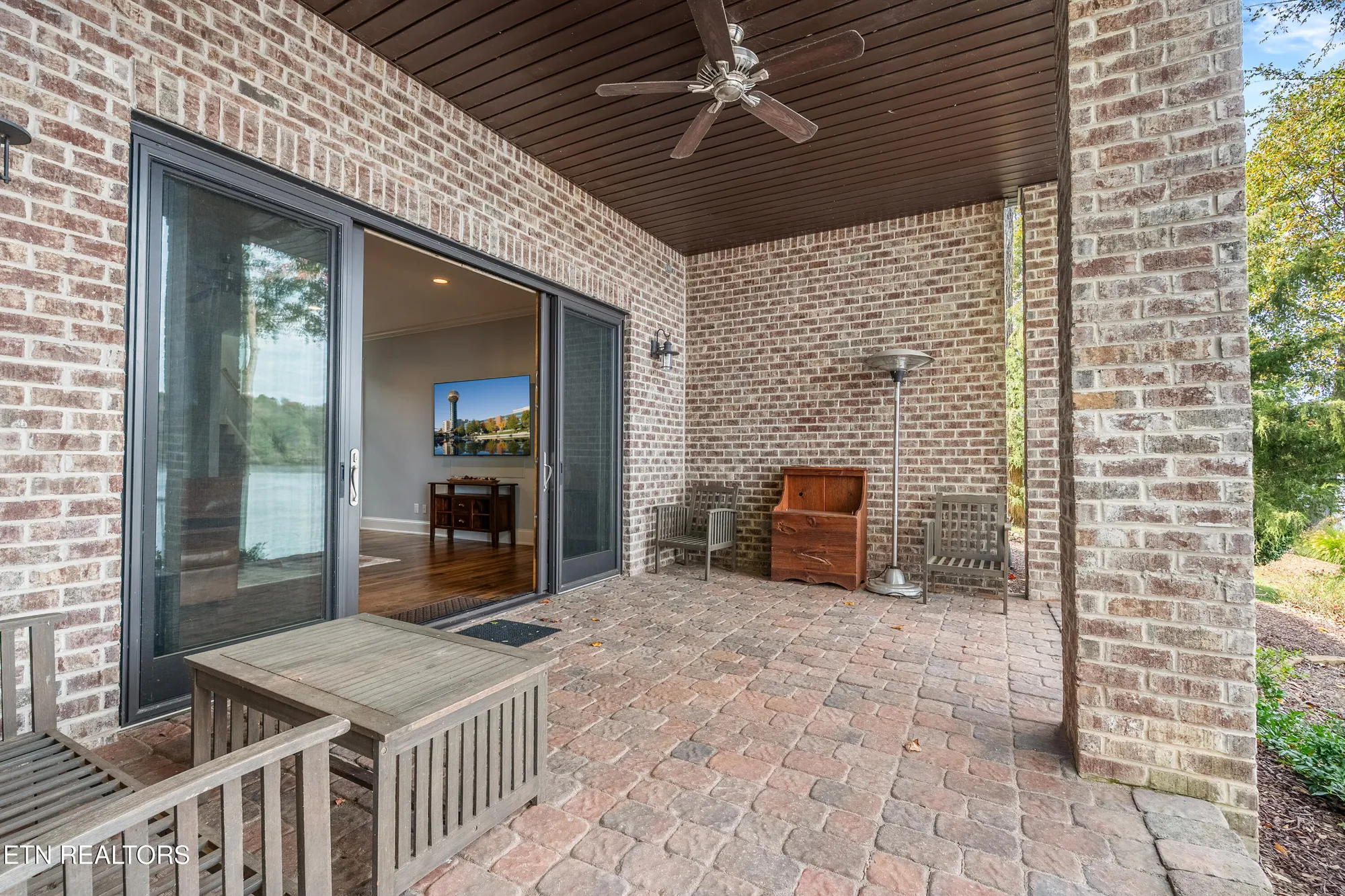 Property Slideshow image 39 of 55 | 114 inagehi way, Loudon, TN, 37774