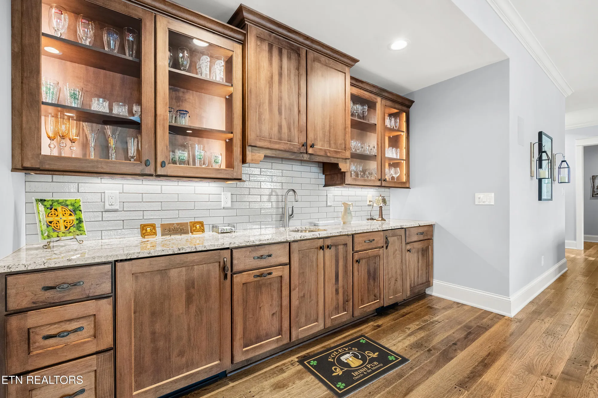 Property Slideshow image 37 of 55 | 114 inagehi way, Loudon, TN, 37774