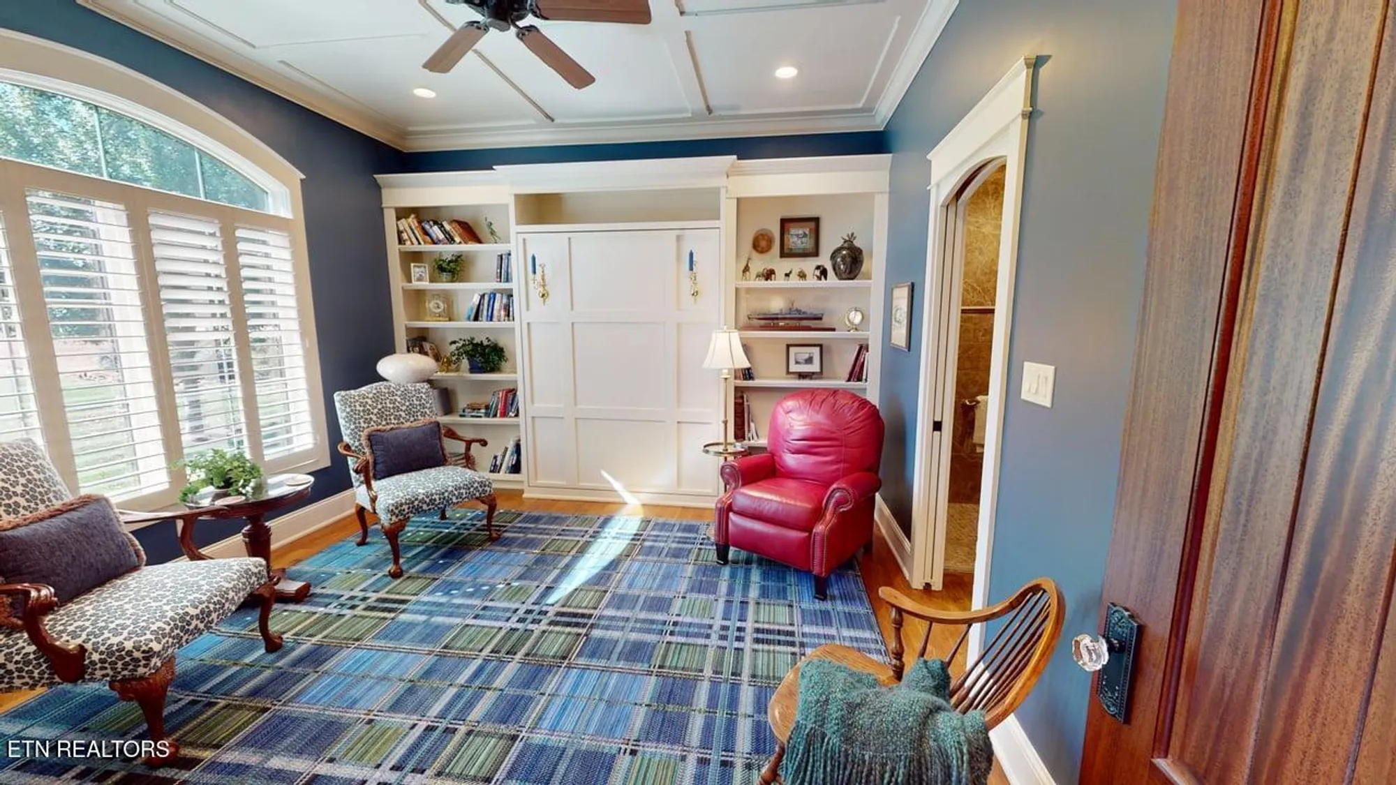 Property Slideshow image 12 of 60 | 201 coyatee cv, Loudon, TN, 37774
