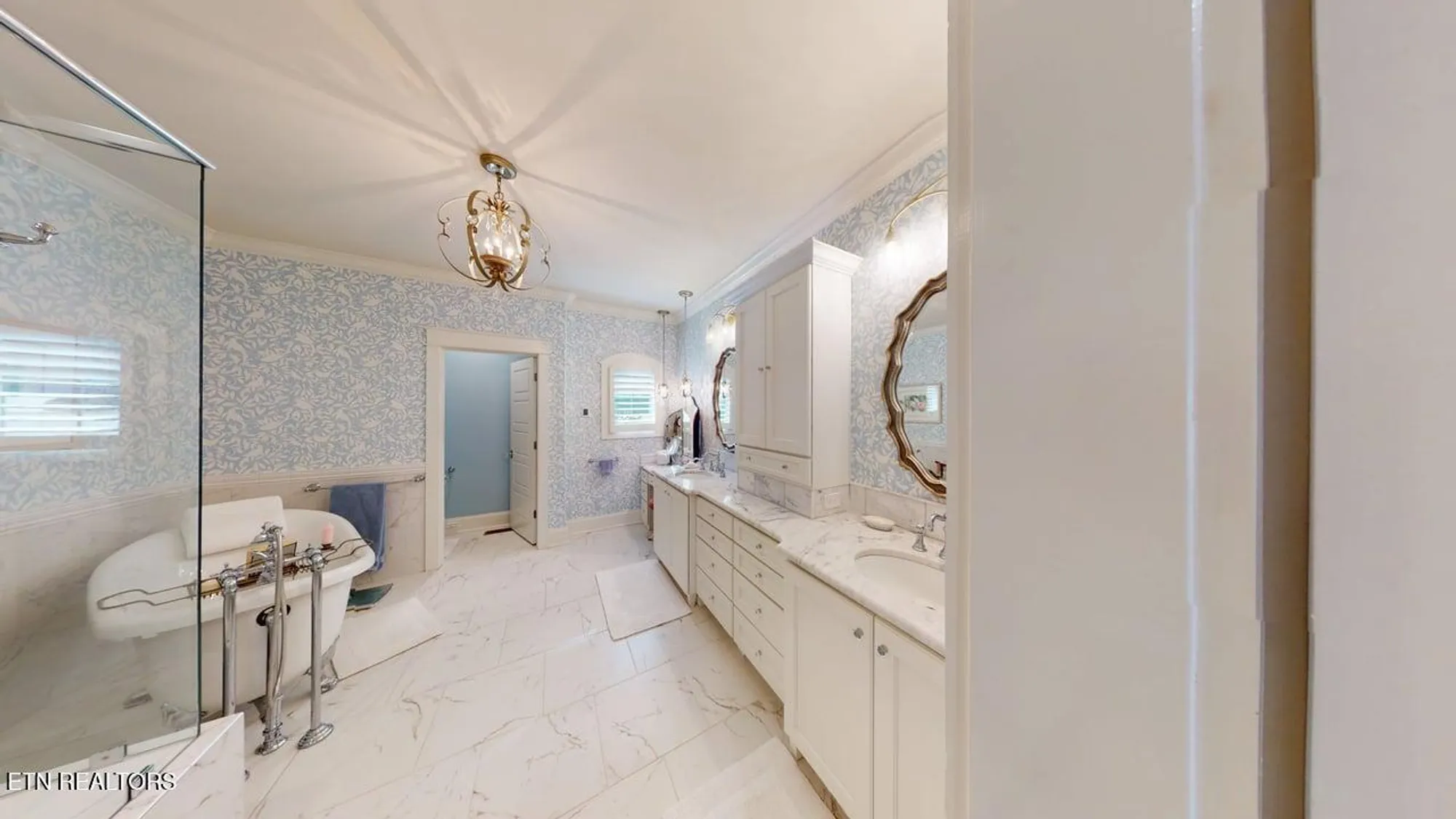 Property Slideshow image 34 of 60 | 201 coyatee cv, Loudon, TN, 37774