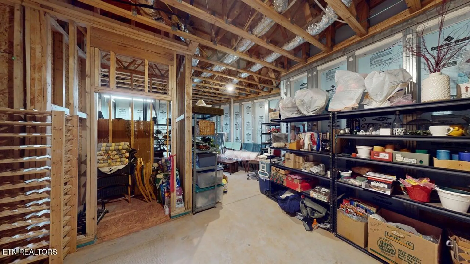 Property Slideshow image 48 of 60 | 201 coyatee cv, Loudon, TN, 37774