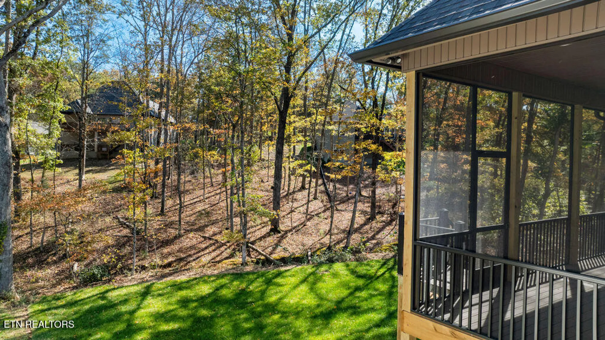 Property Slideshow image 41 of 45 | 312 nuhya ln, Loudon, TN, 37774