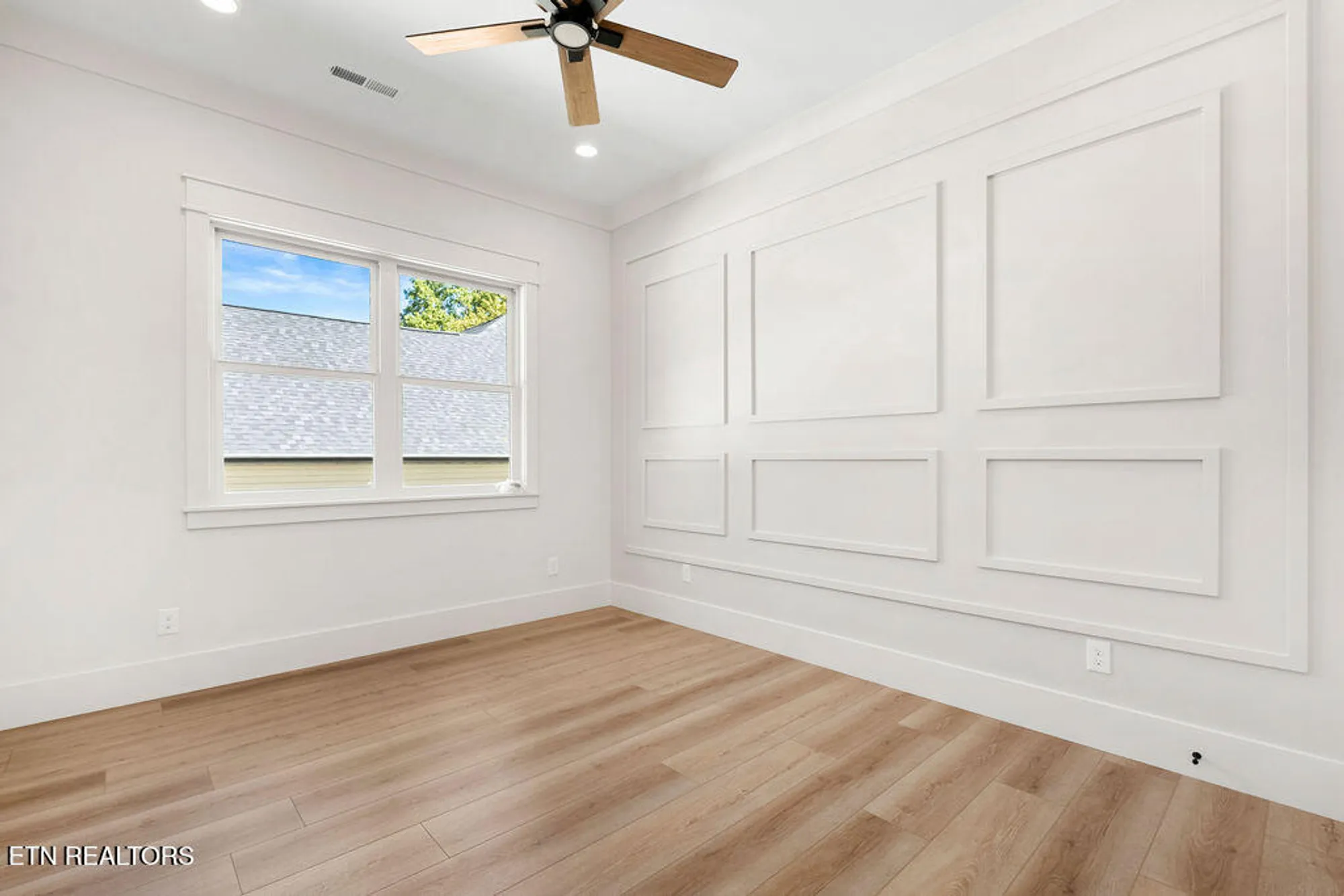 Property Slideshow image 35 of 45 | 312 nuhya ln, Loudon, TN, 37774