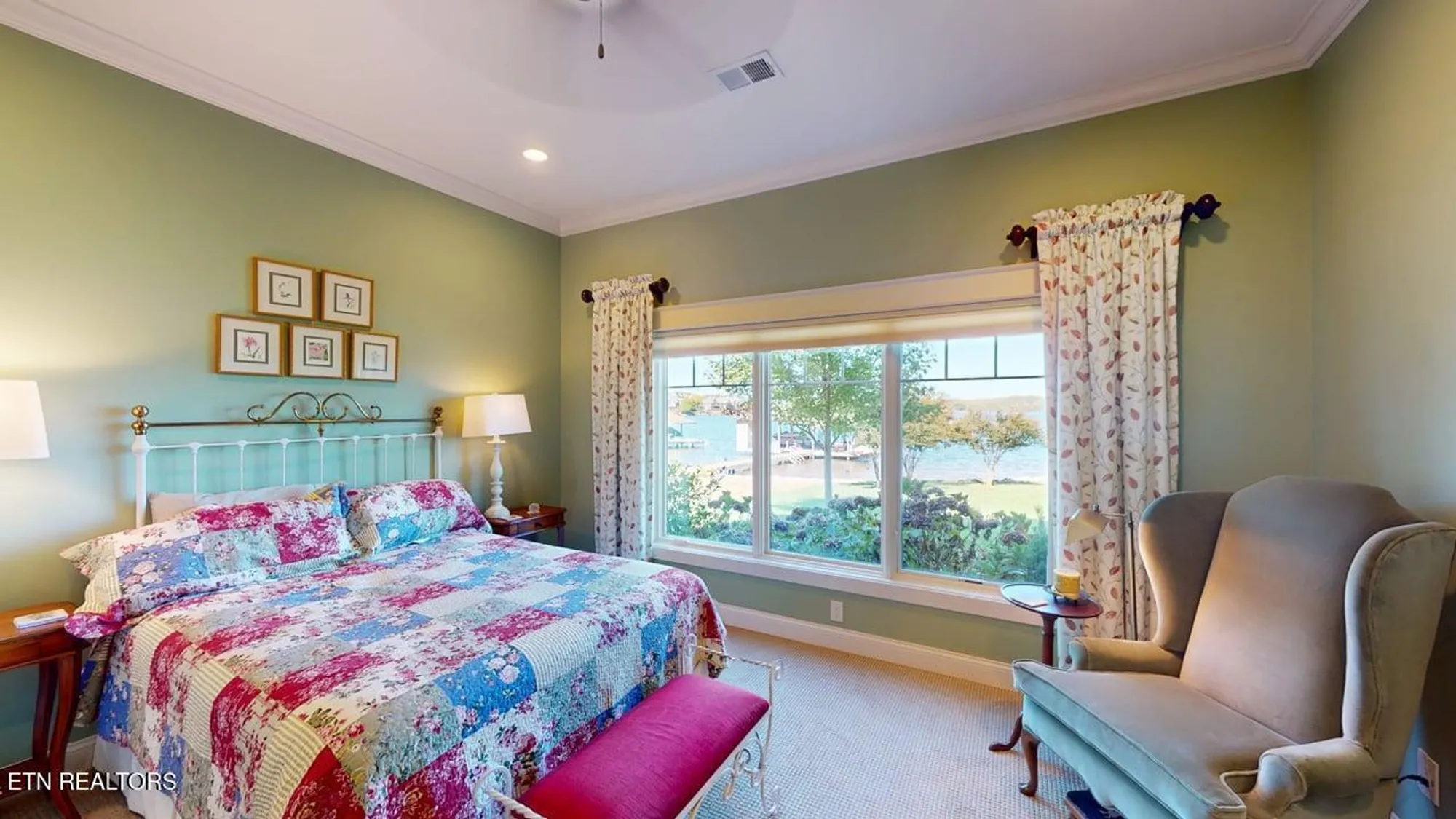 Property Slideshow image 40 of 60 | 201 coyatee cv, Loudon, TN, 37774