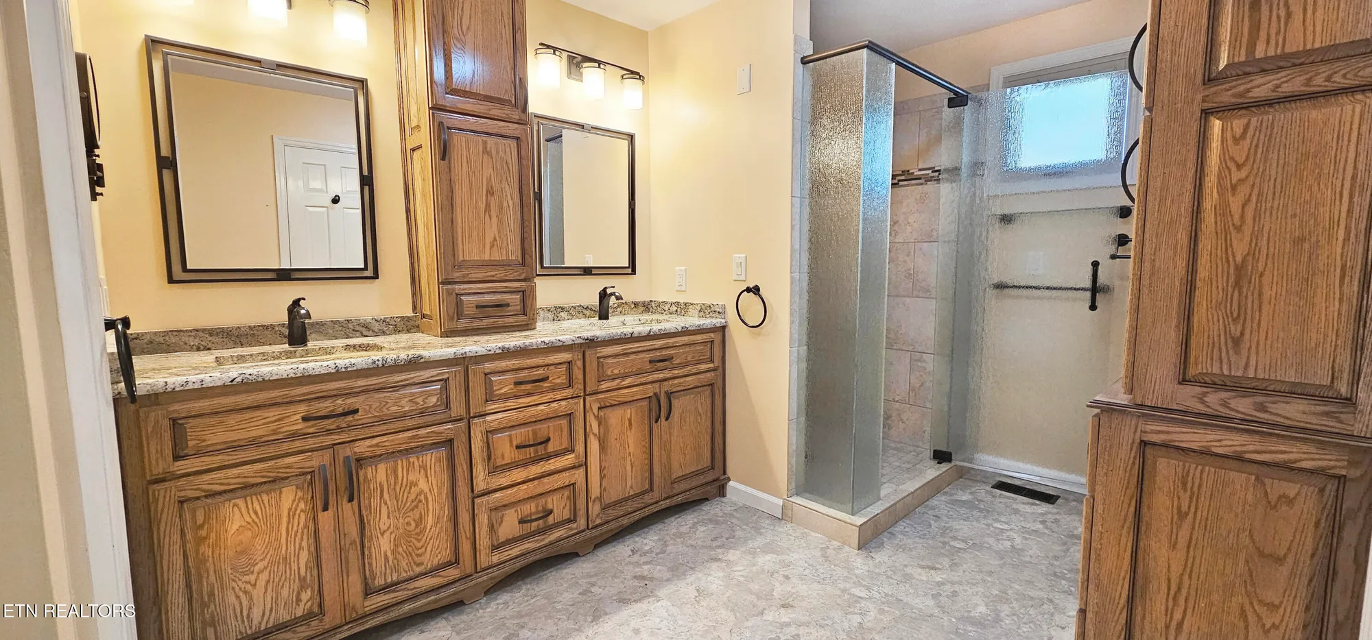 Property Slideshow image 46 of 59 | 119 fairway dr, Crossville, TN, 38558