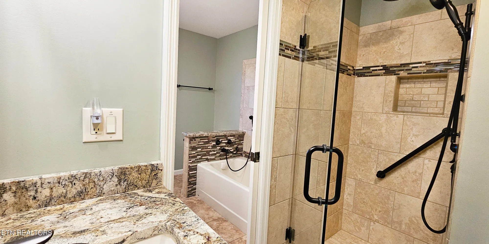 Property Slideshow image 37 of 59 | 119 fairway dr, Crossville, TN, 38558