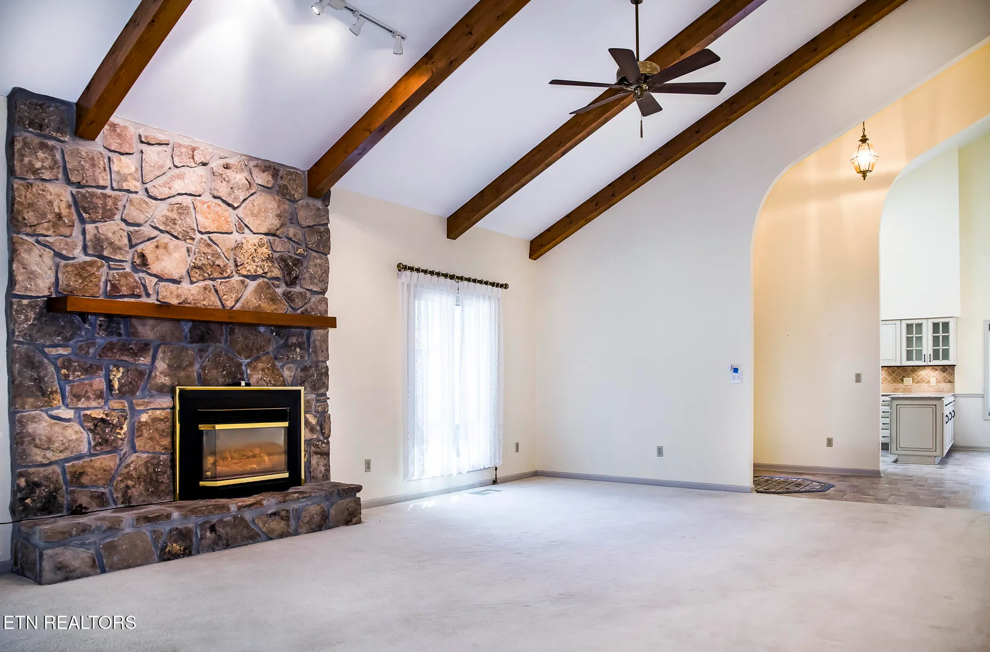 Property Slideshow image 12 of 59 | 119 fairway dr, Crossville, TN, 38558