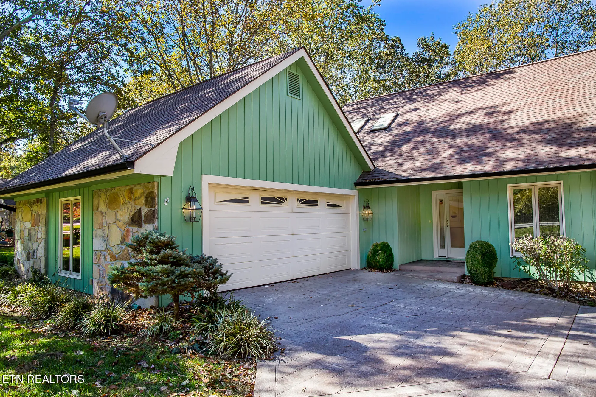Property Slideshow image 9 of 59 | 119 fairway dr, Crossville, TN, 38558
