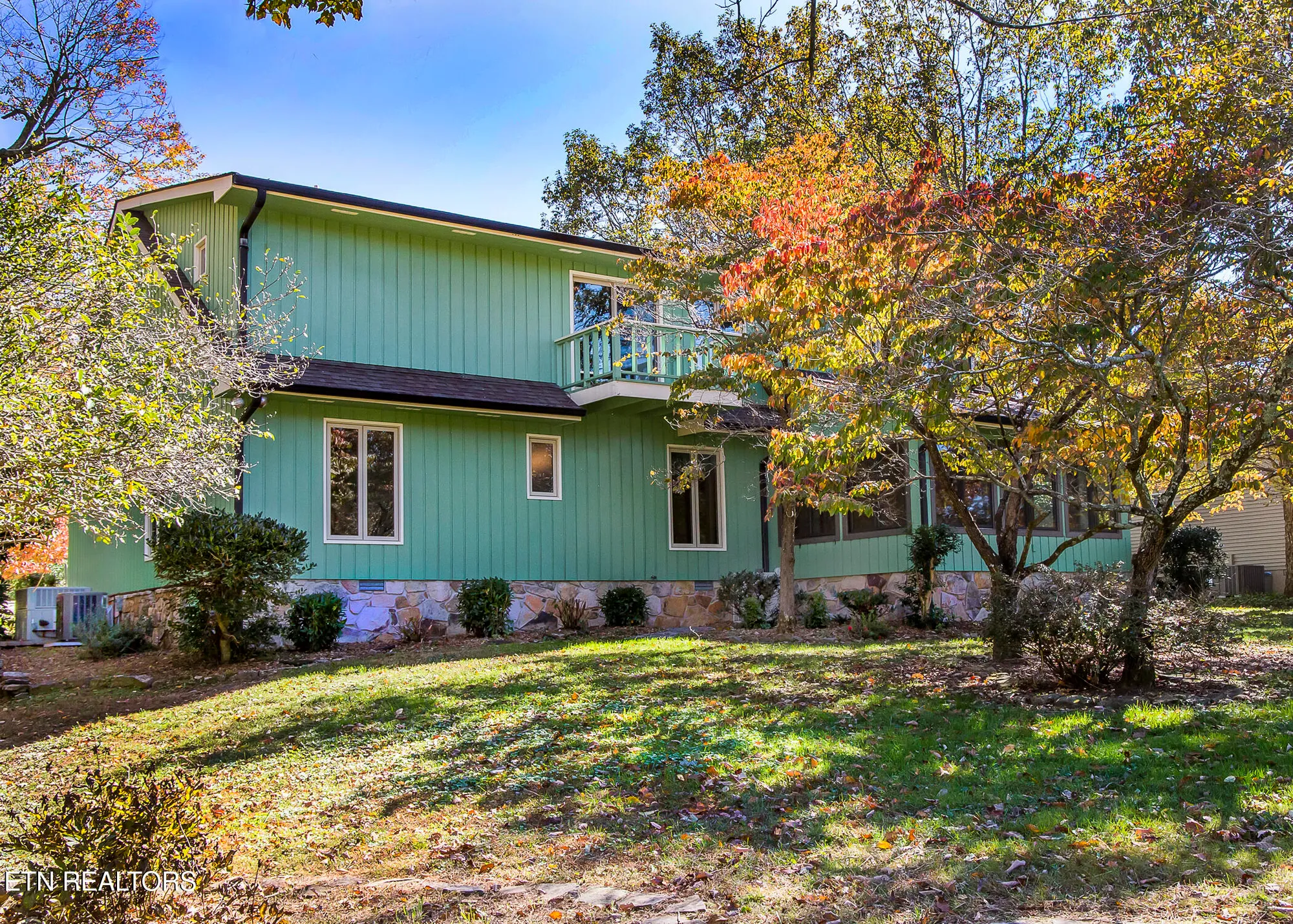 Property Slideshow image 8 of 59 | 119 fairway dr, Crossville, TN, 38558