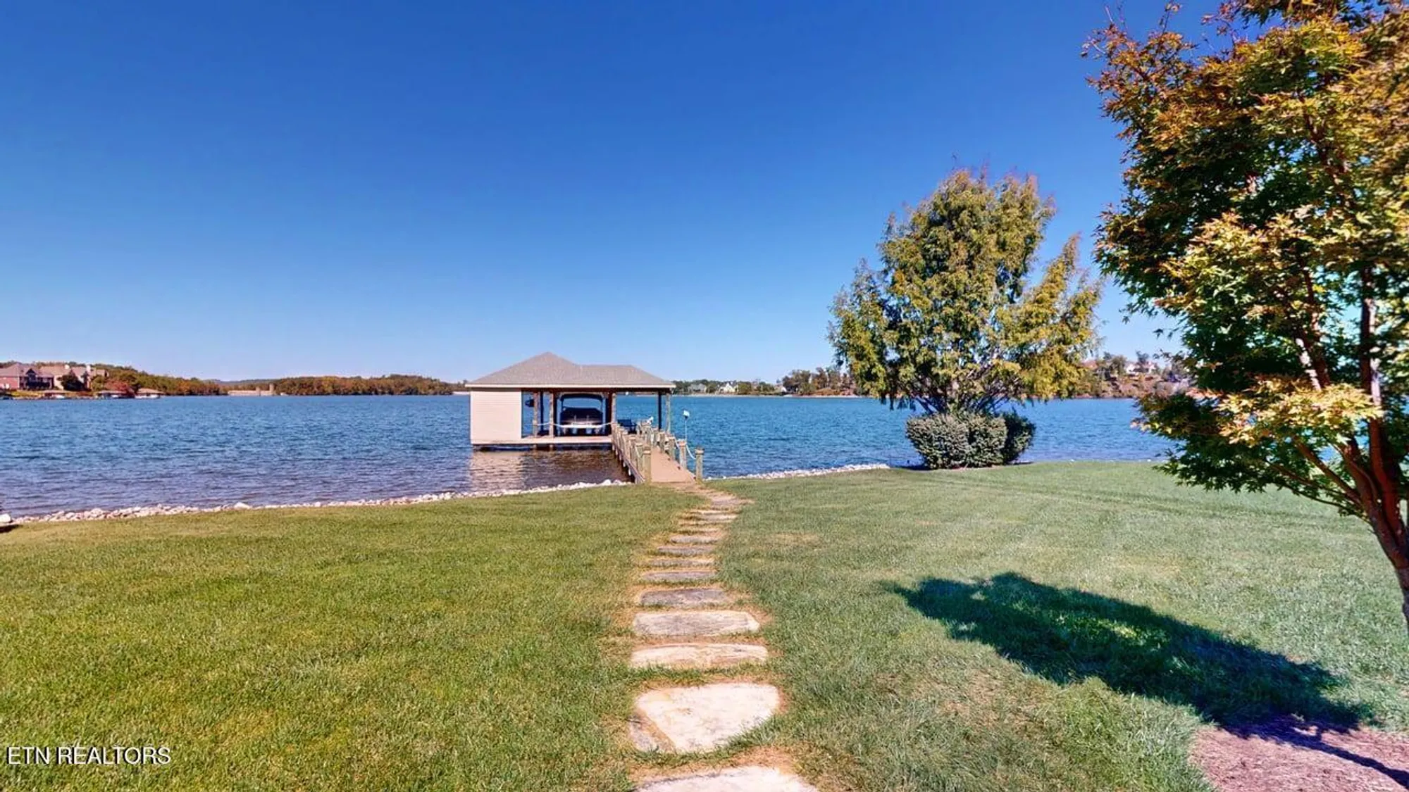 Property Slideshow image 56 of 60 | 201 coyatee cv, Loudon, TN, 37774