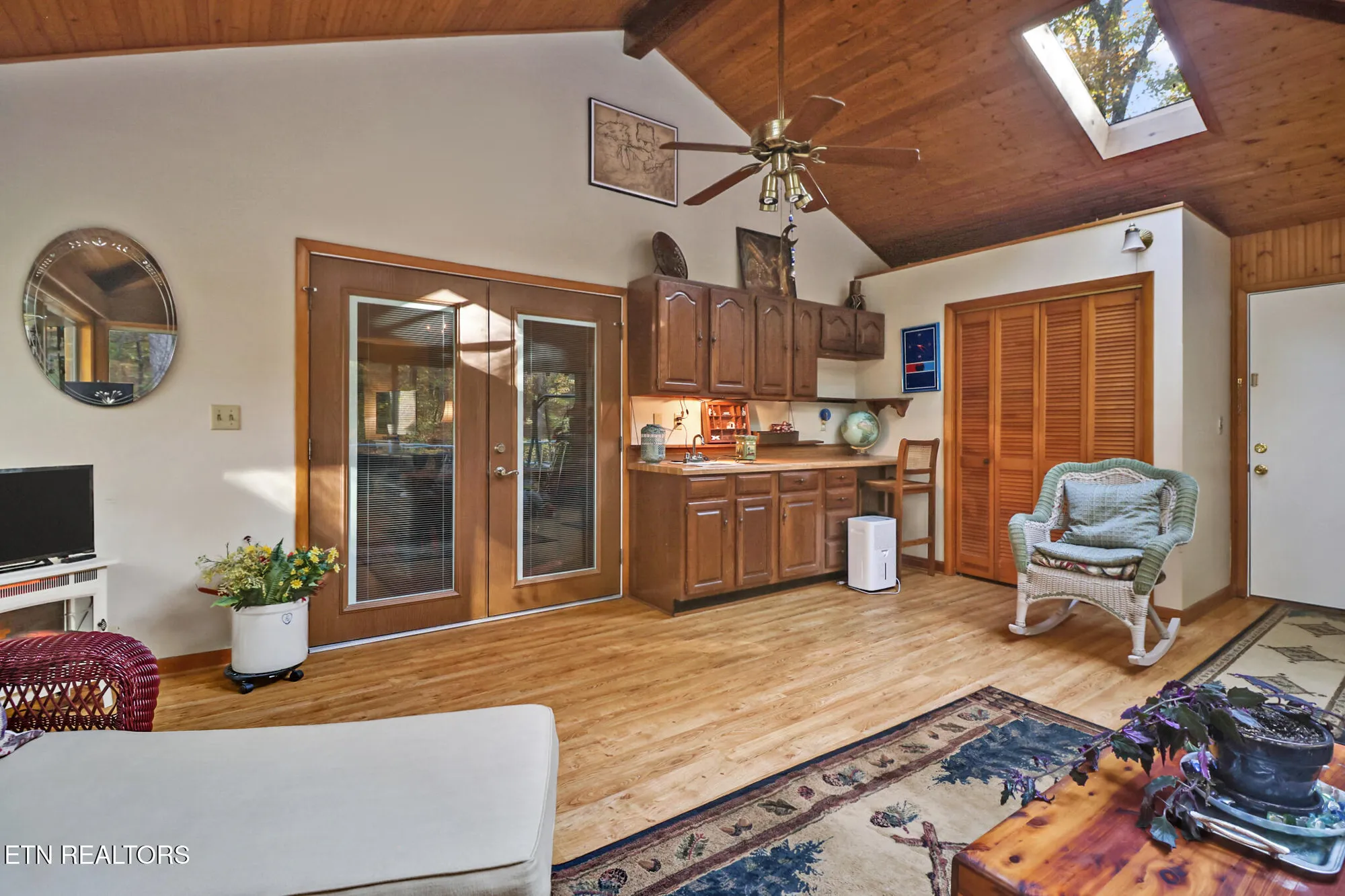 Property Slideshow image 38 of 54 | 226 snead dr, Crossville, TN, 38558
