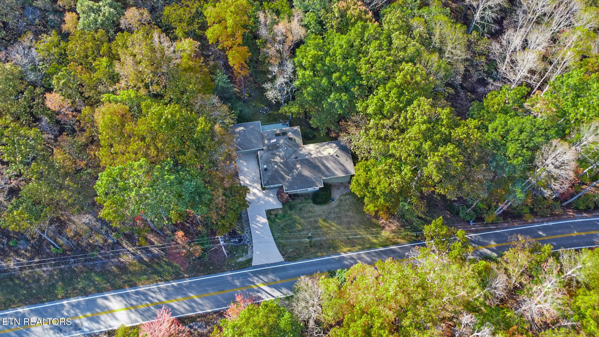 Property Slideshow image 47 of 54 | 226 snead dr, Crossville, TN, 38558