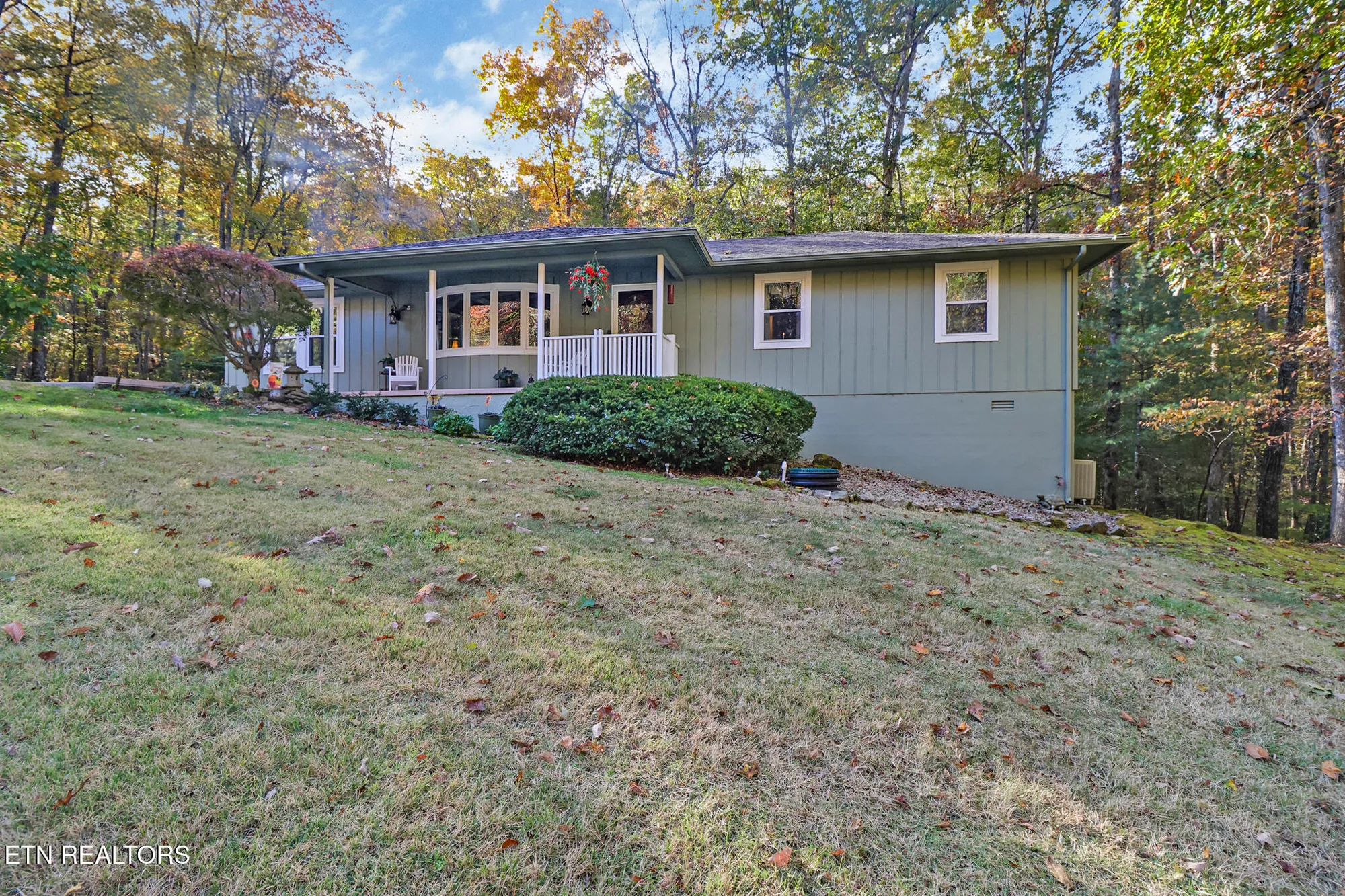 Property Slideshow image 8 of 54 | 226 snead dr, Crossville, TN, 38558
