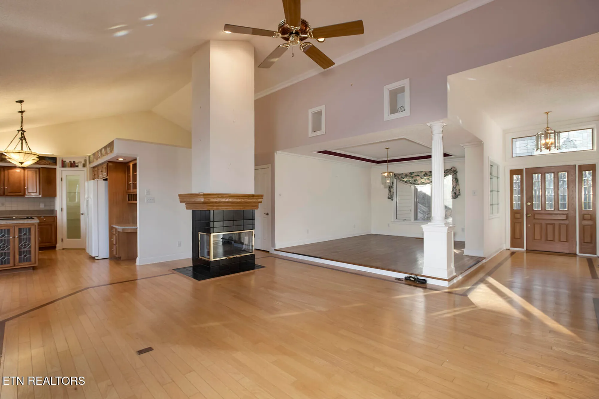 Property Slideshow image 9 of 58 | 206 kiyuga ln, Loudon, TN, 37774