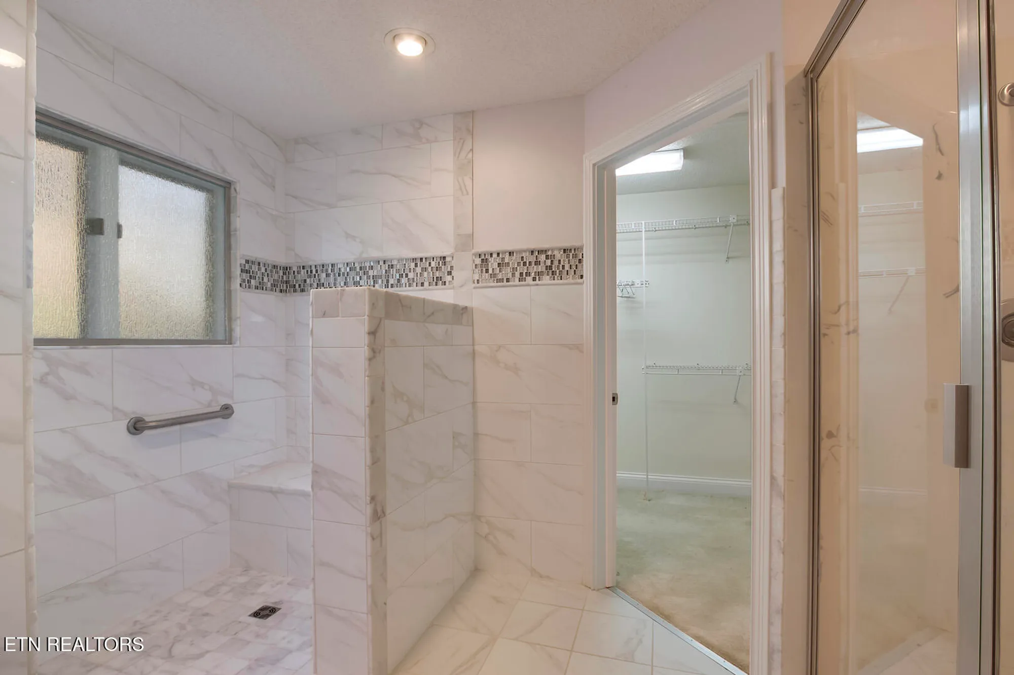 Property Slideshow image 31 of 58 | 206 kiyuga ln, Loudon, TN, 37774