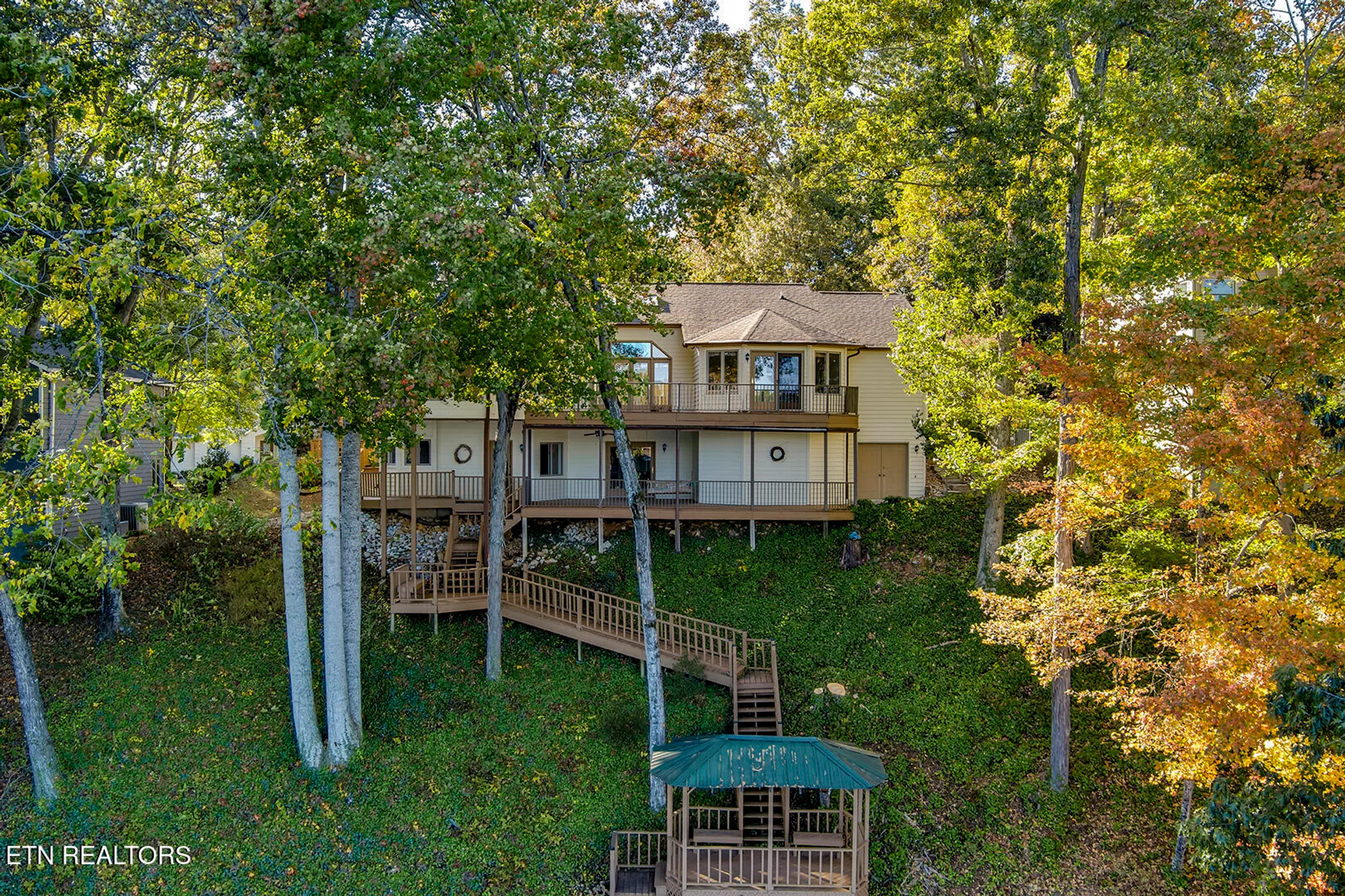 Property Slideshow image 47 of 58 | 206 kiyuga ln, Loudon, TN, 37774