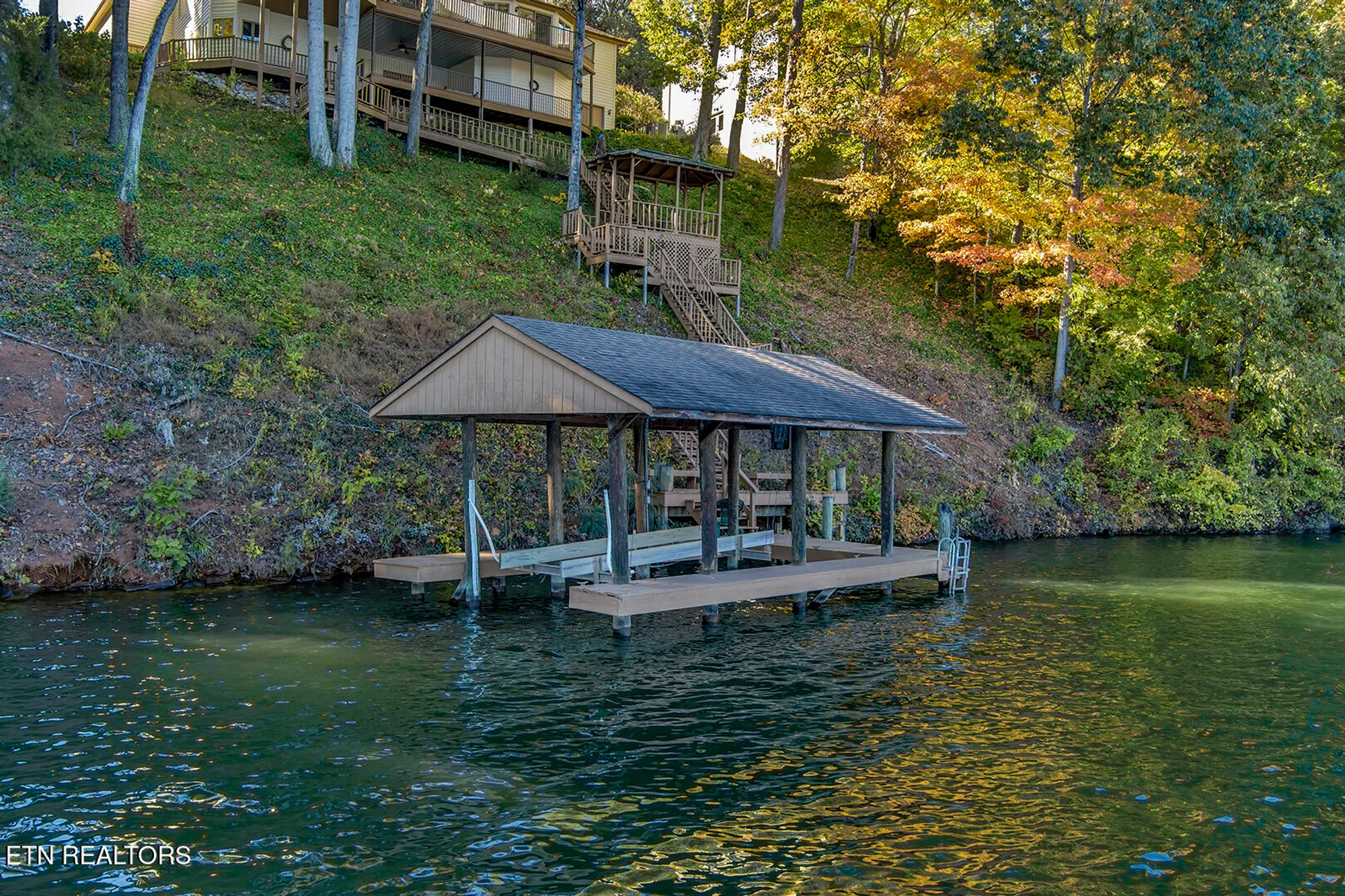 Property Slideshow image 51 of 58 | 206 kiyuga ln, Loudon, TN, 37774