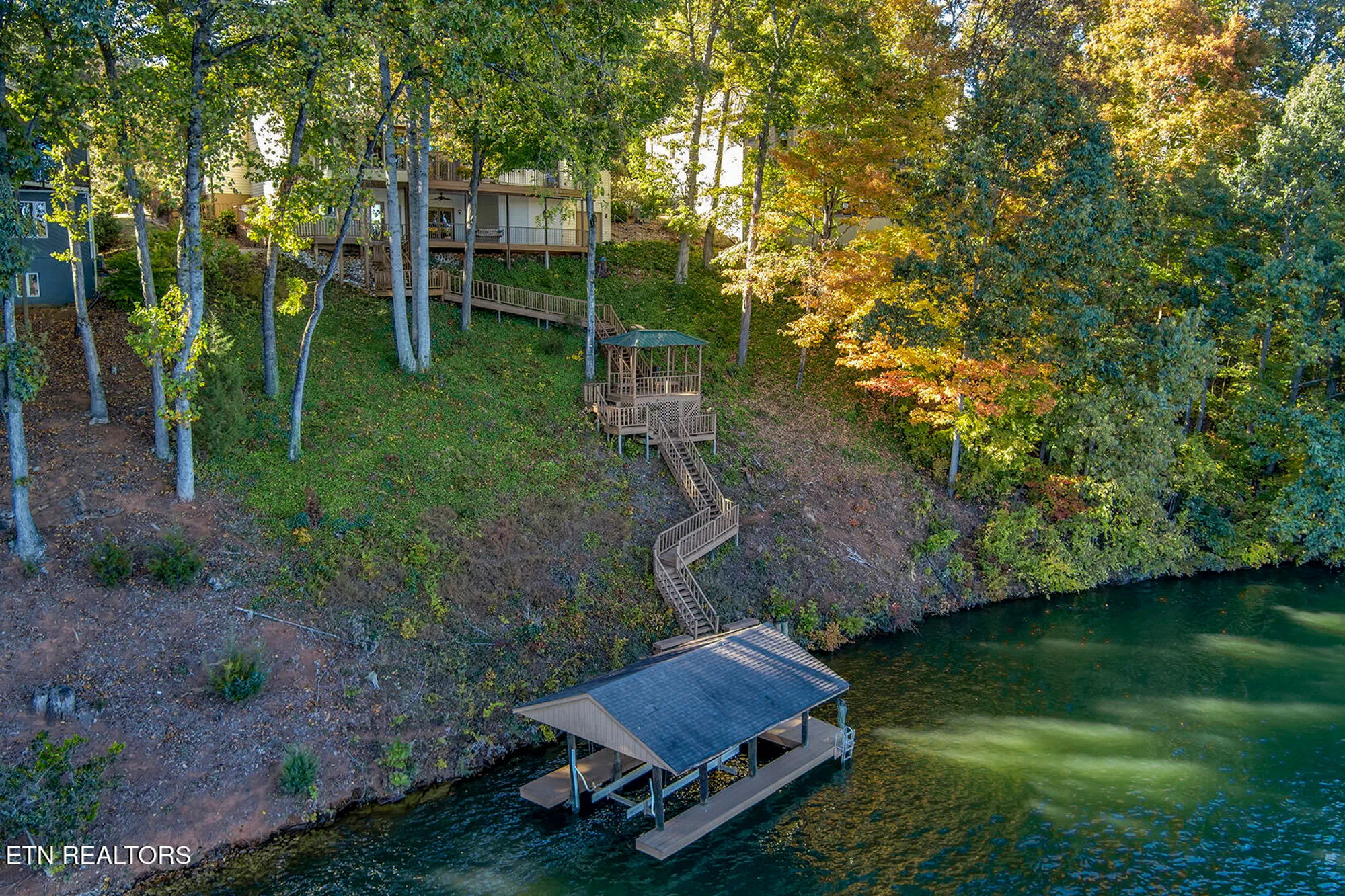 Property Slideshow image 52 of 58 | 206 kiyuga ln, Loudon, TN, 37774