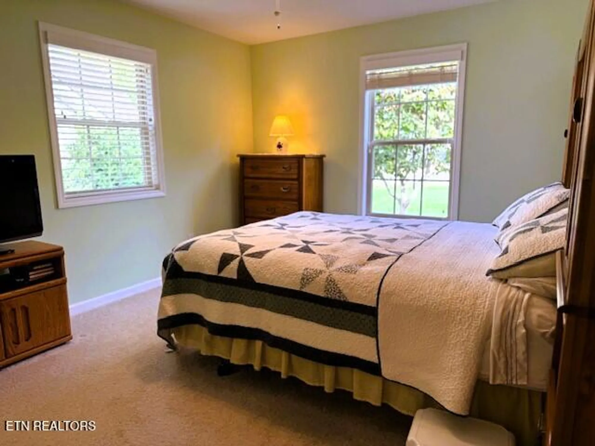 Property Slideshow image 18 of 29 | 204 lakeview dr, Crossville, TN, 38558