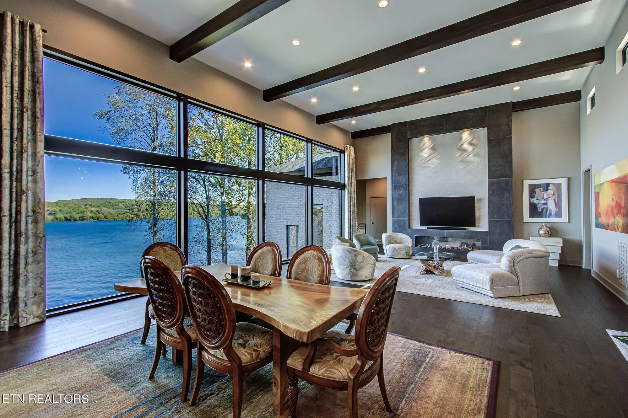 Property Slideshow image 6 of 56 | 322 okmulgee cir, Loudon, TN, 37774