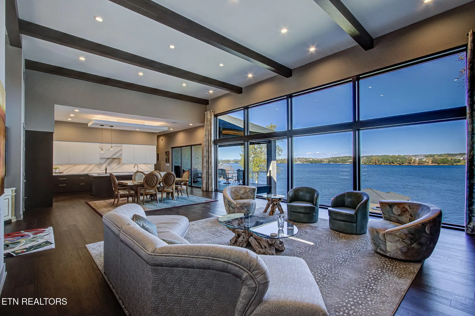 Property Slideshow image 8 of 56 | 322 okmulgee cir, Loudon, TN, 37774