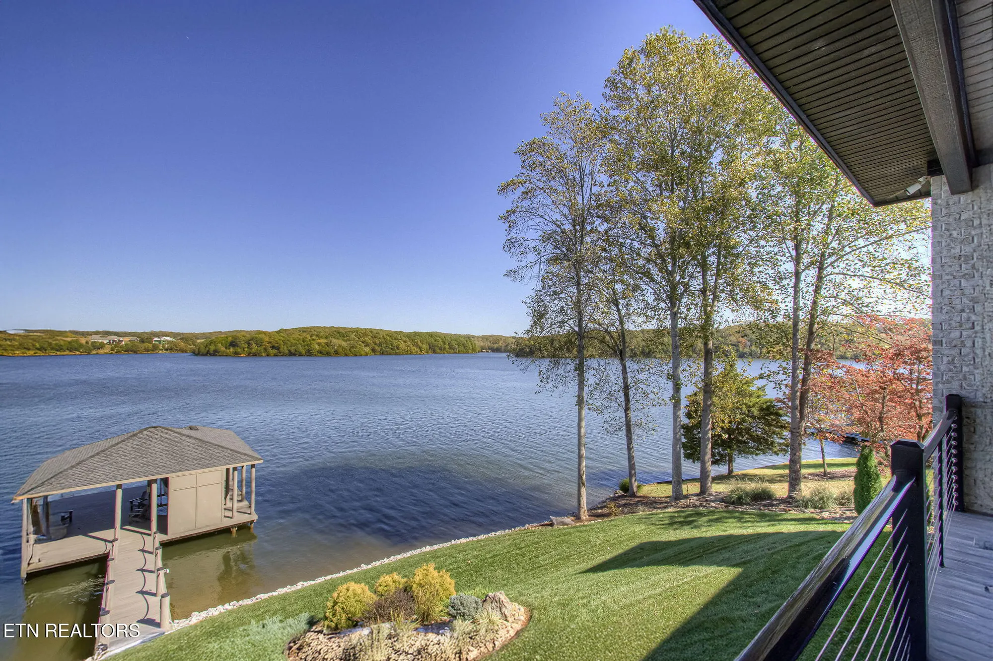 Property Slideshow image 16 of 56 | 322 okmulgee cir, Loudon, TN, 37774