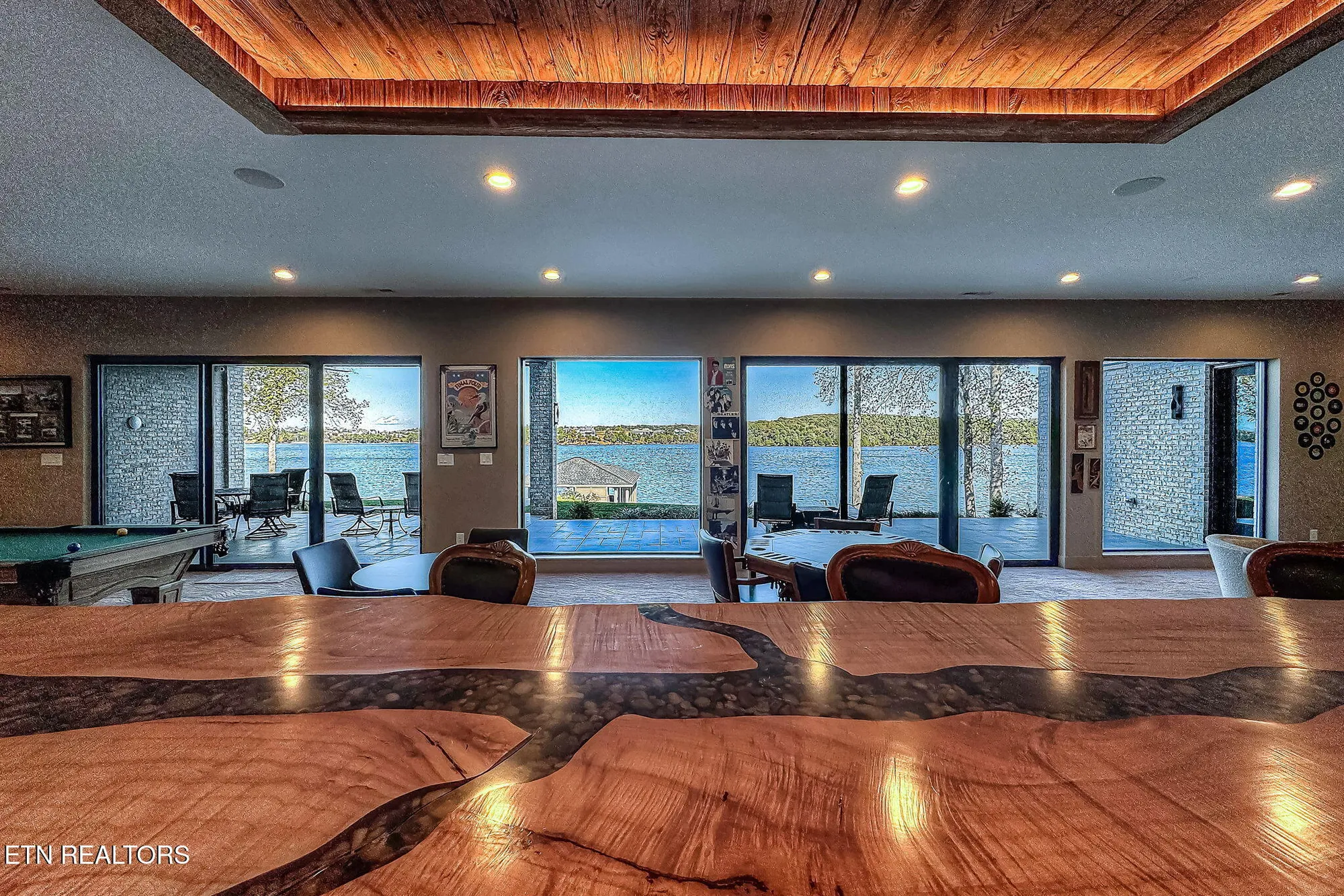 Property Slideshow image 32 of 56 | 322 okmulgee cir, Loudon, TN, 37774