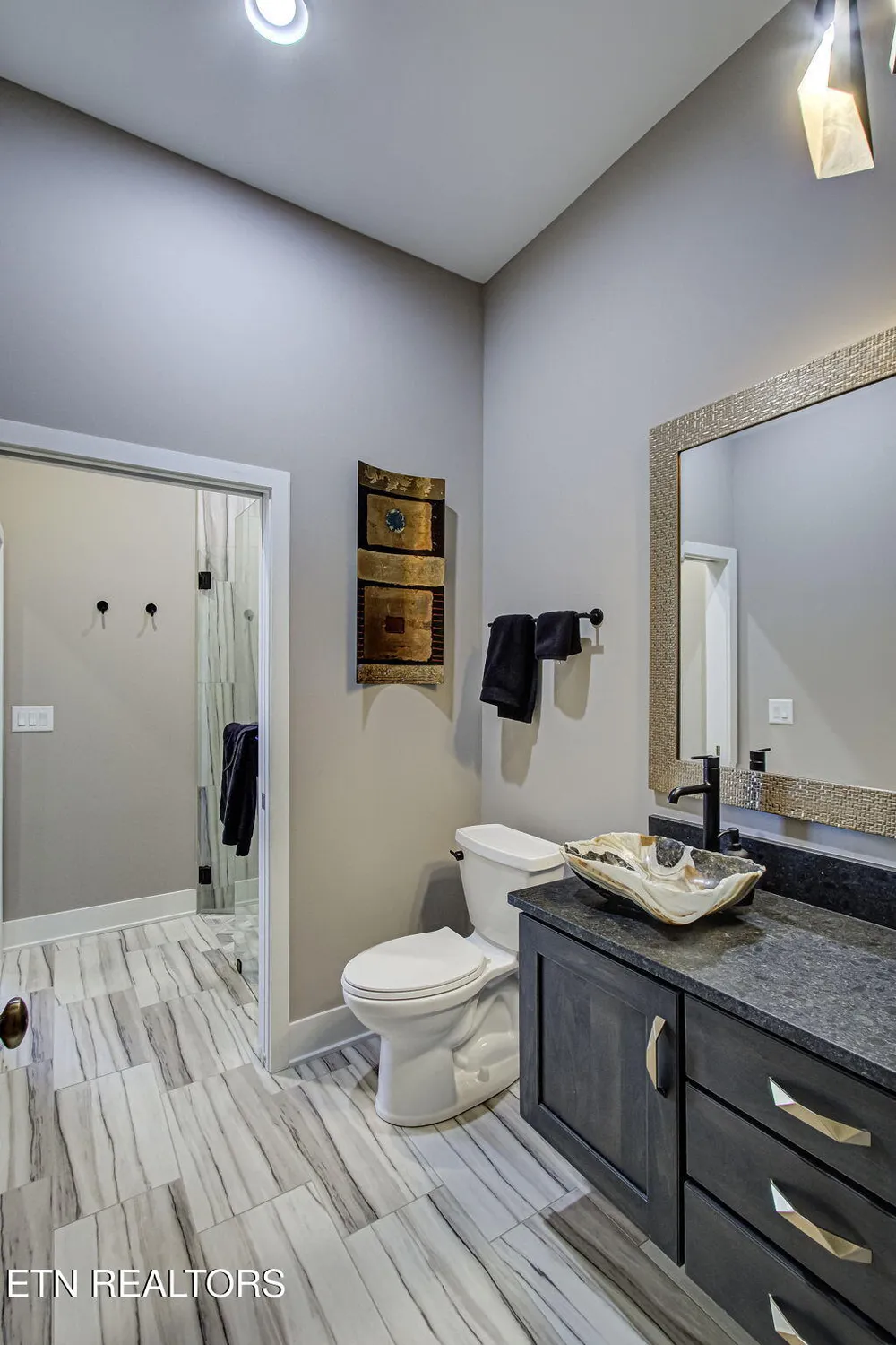 Property Slideshow image 48 of 56 | 322 okmulgee cir, Loudon, TN, 37774